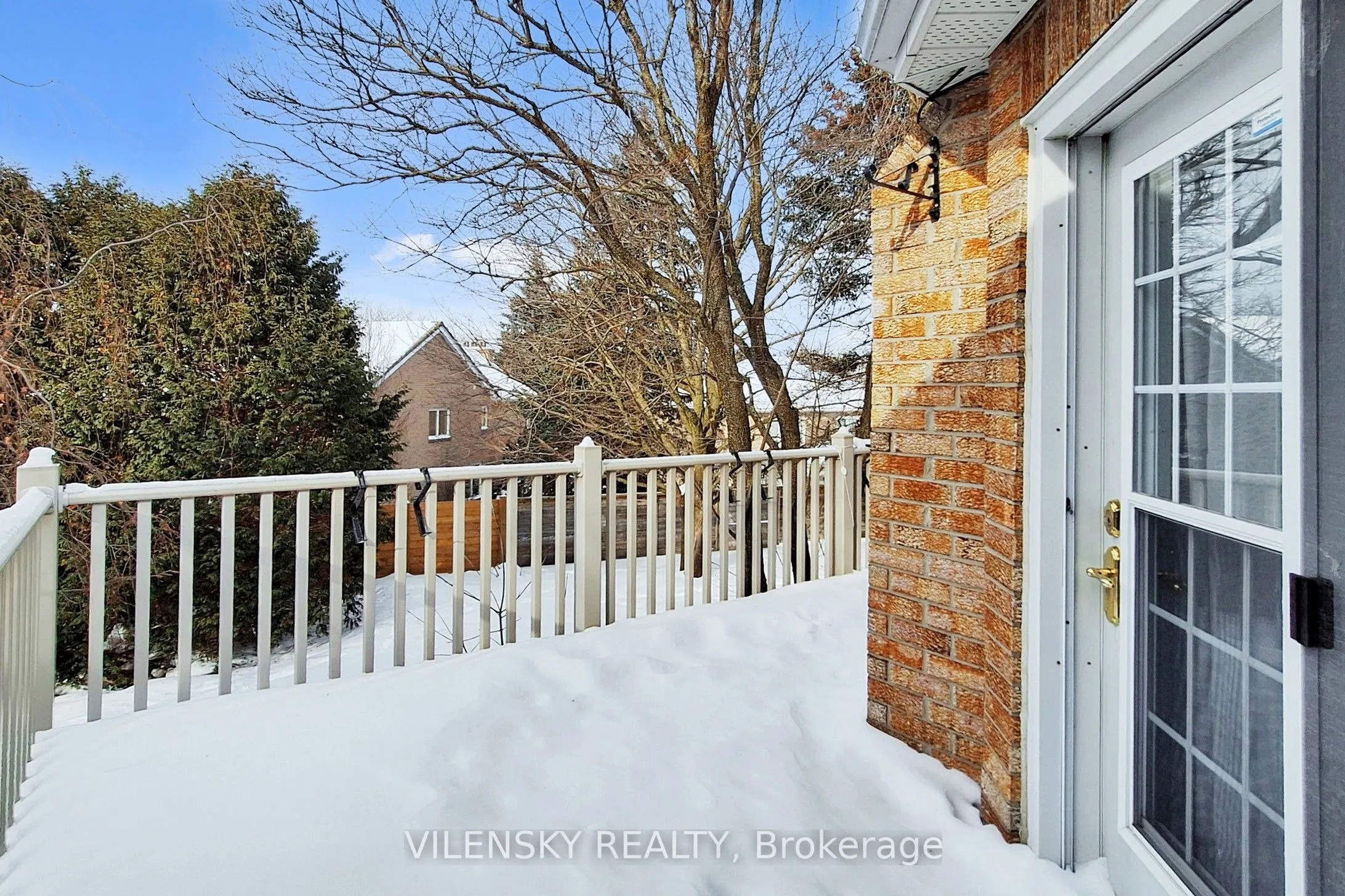 32 Whitfield Court