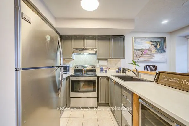 15 Cornell Meadows Avenue #A206