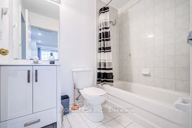 15 Cornell Meadows Avenue #A206