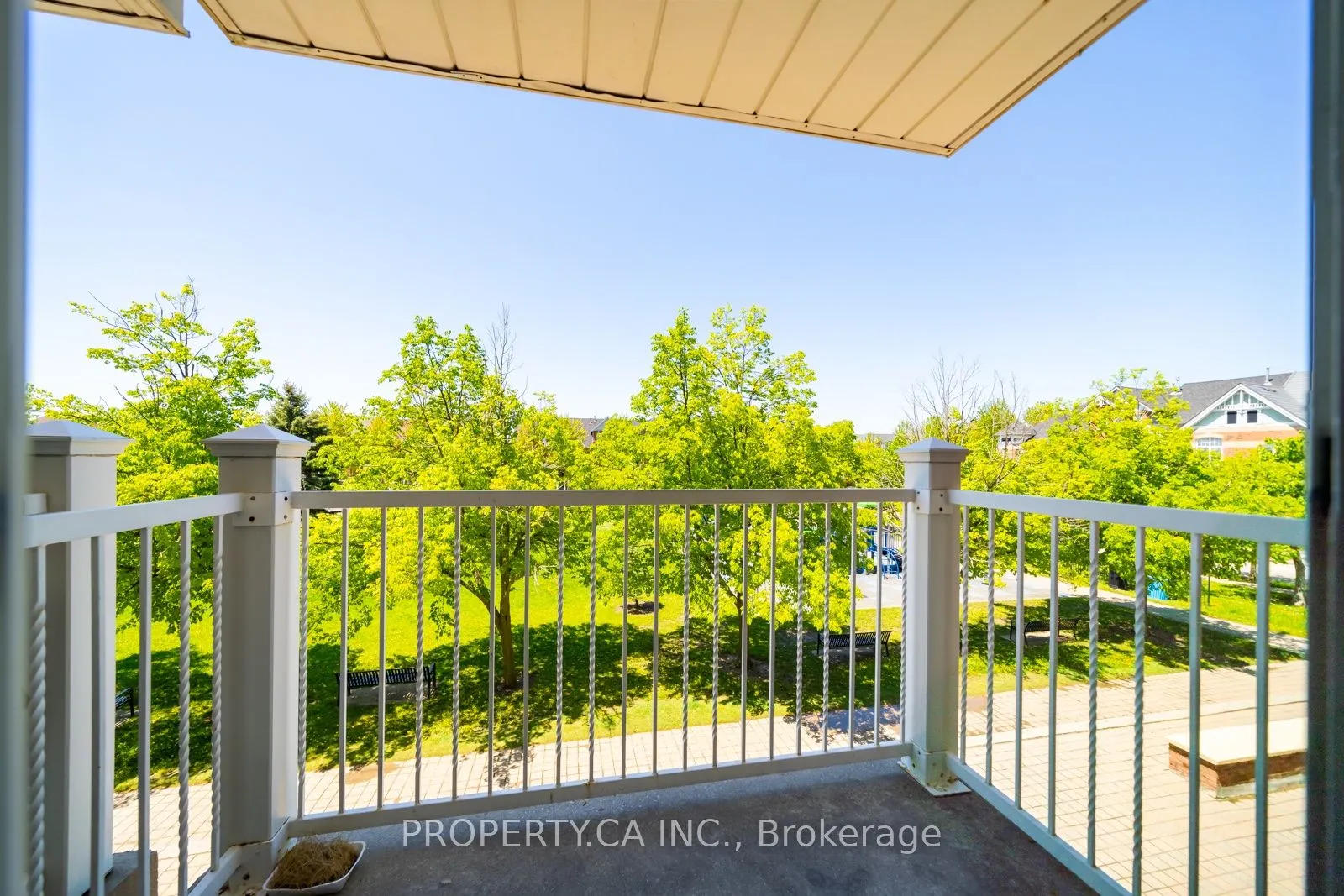 15 Cornell Meadows Avenue #A206