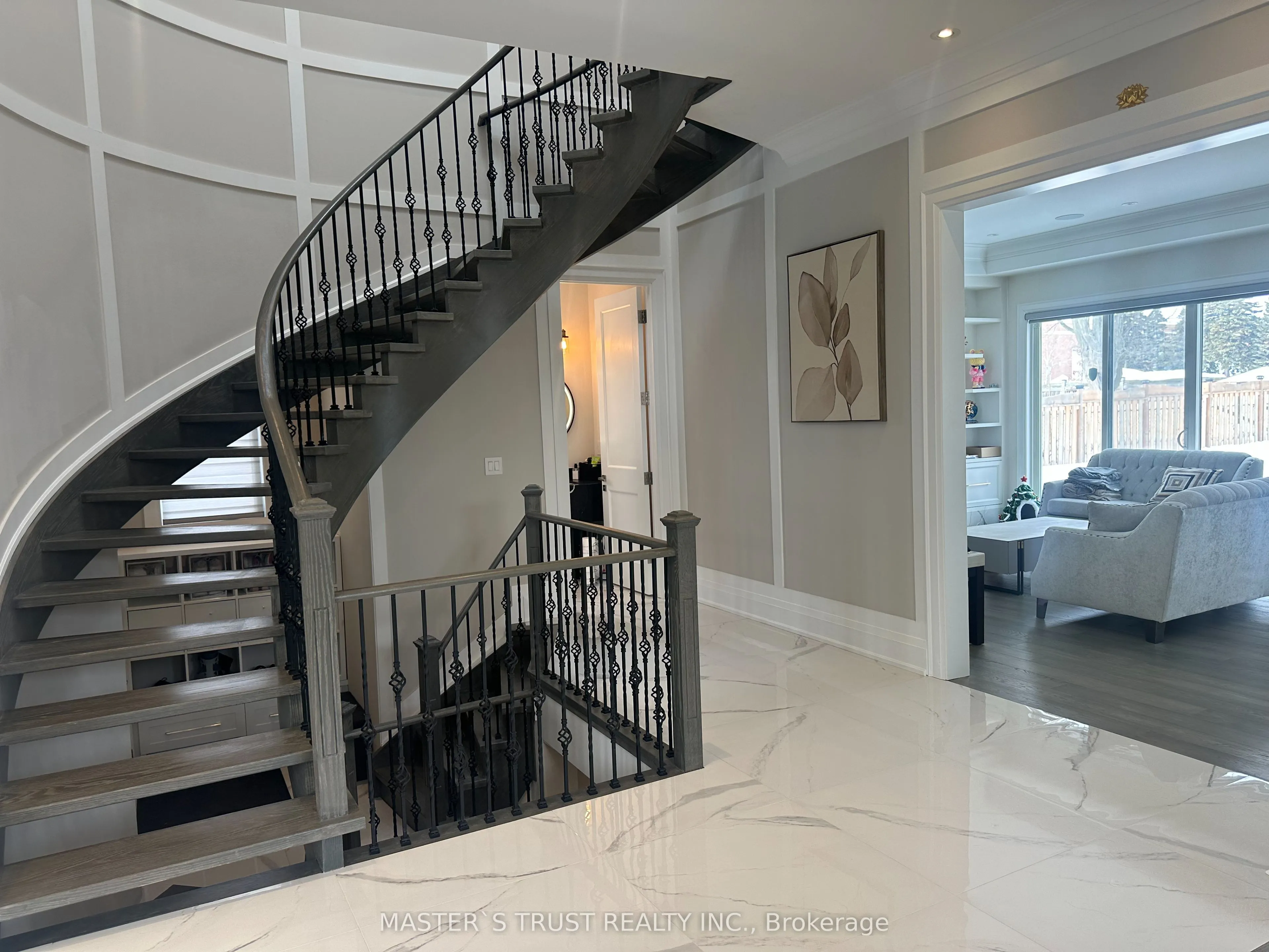 140 Sherwood Forest Drive
