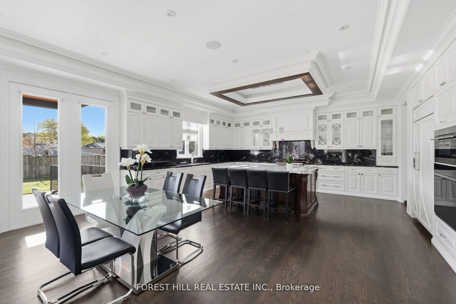 39 Patricia Drive E