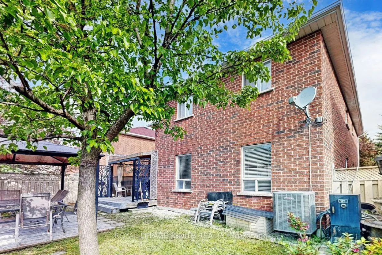 215 Drummond Drive