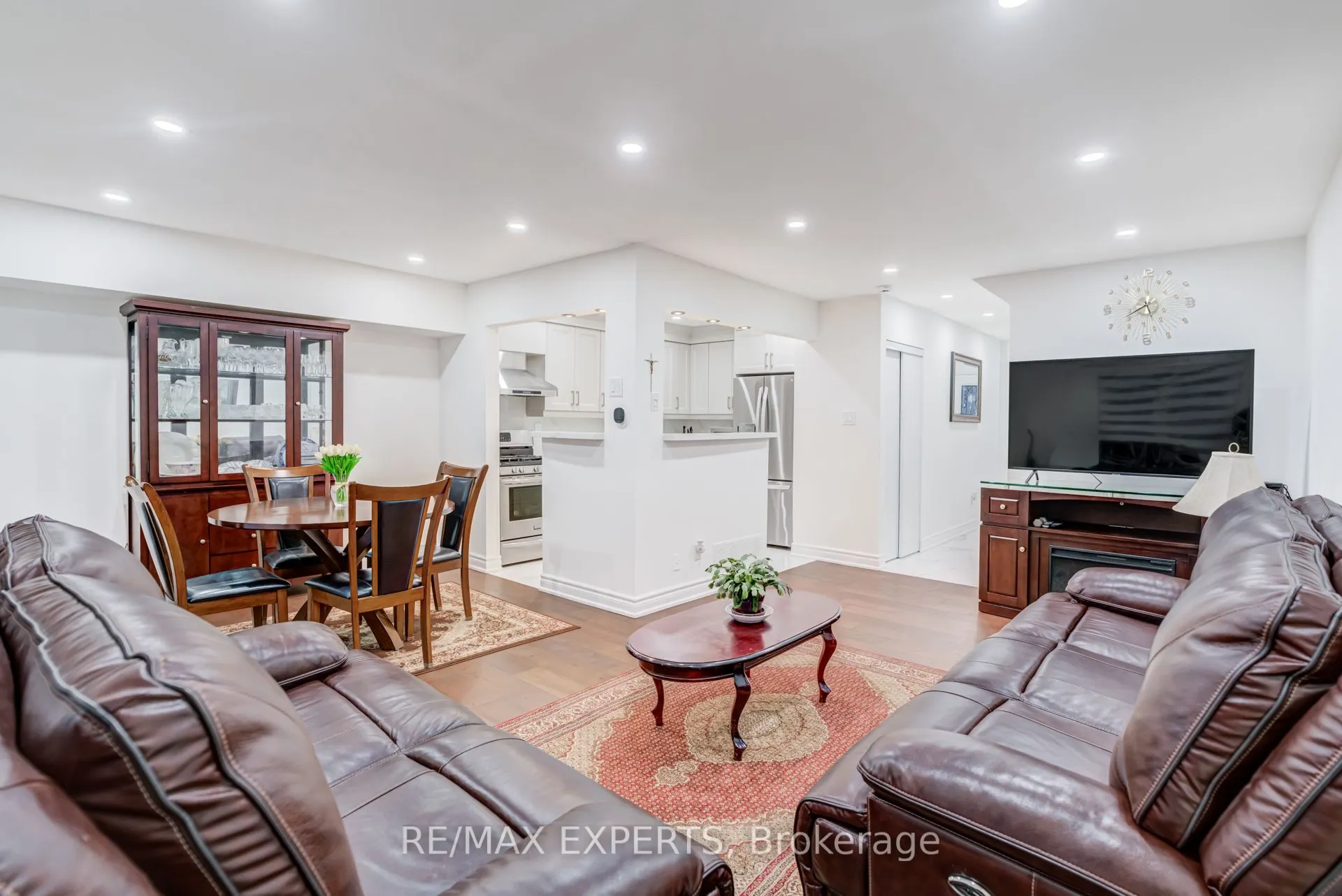 10 Knightsbridge Way #5