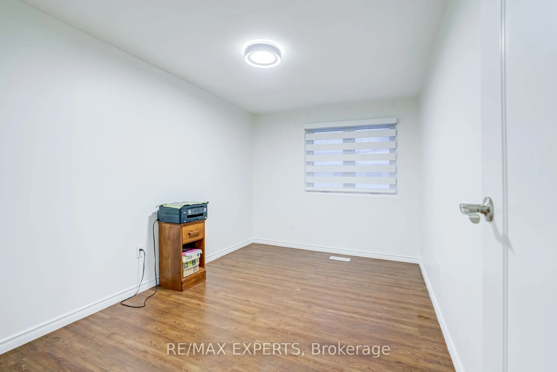 10 Knightsbridge Way #5