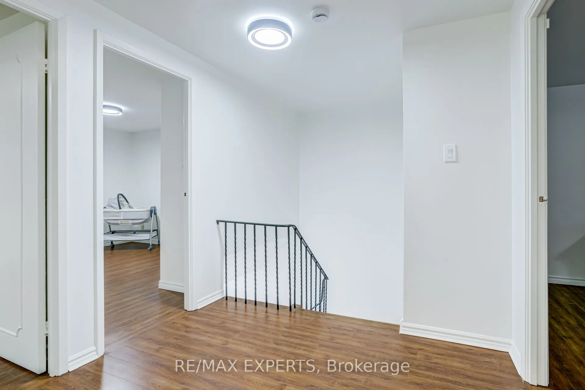 10 Knightsbridge Way #5