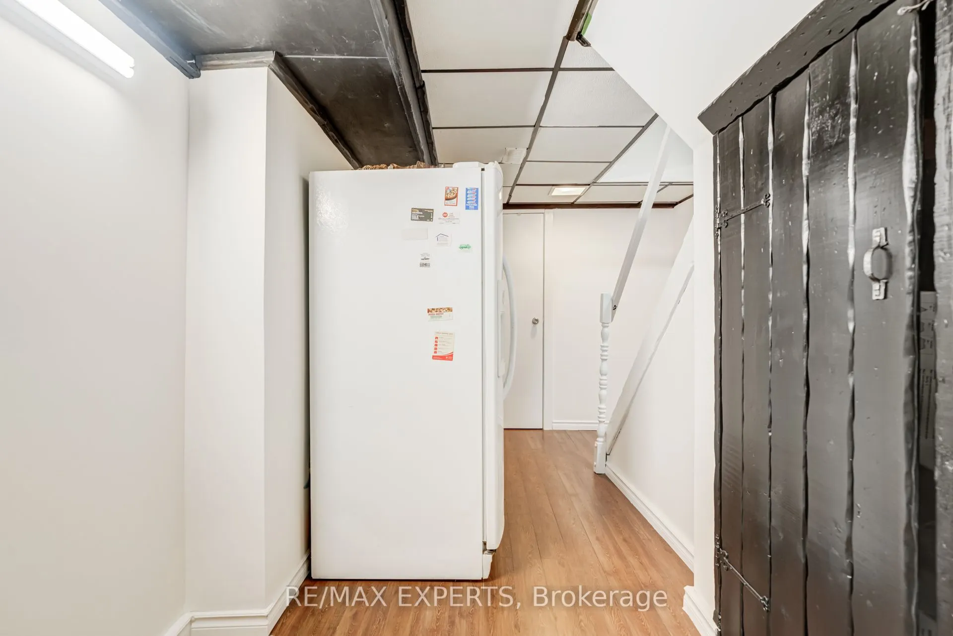 10 Knightsbridge Way #5