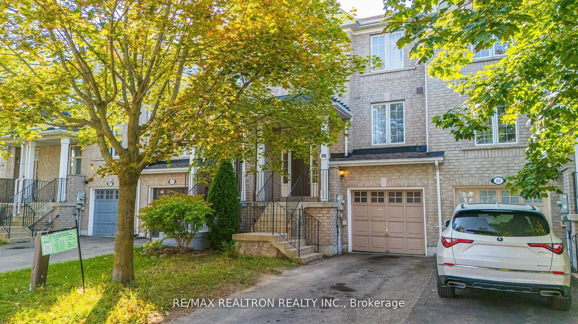 88 Banbrooke Crescent