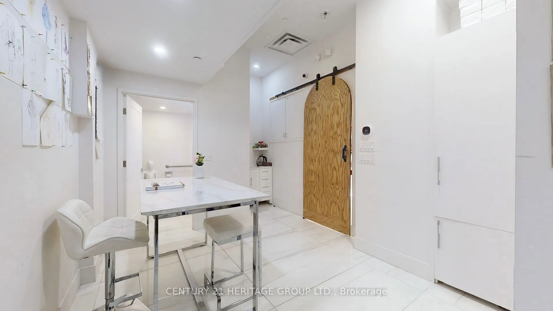 9610 Yonge Street #B3
