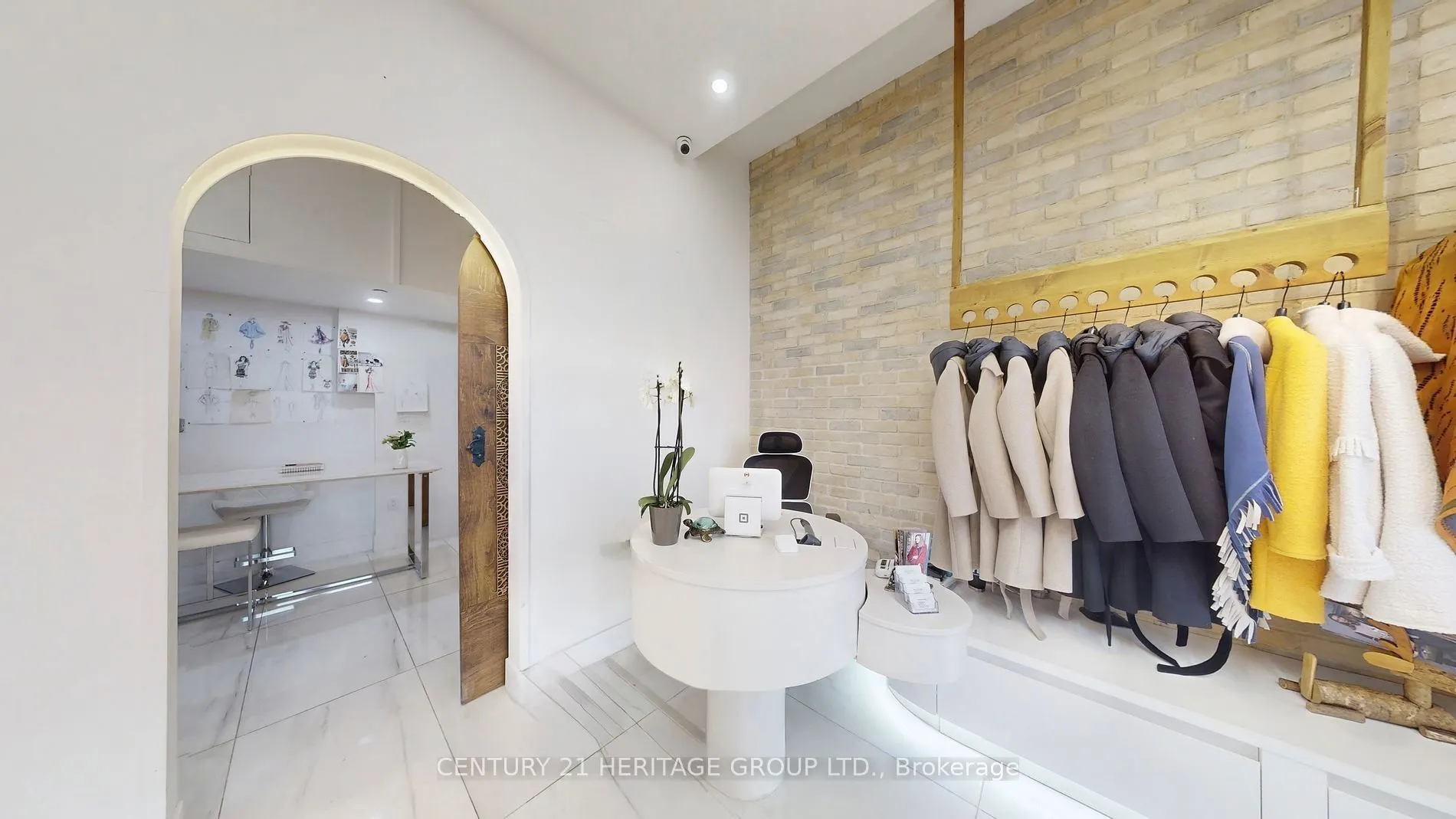 9610 Yonge Street #B3