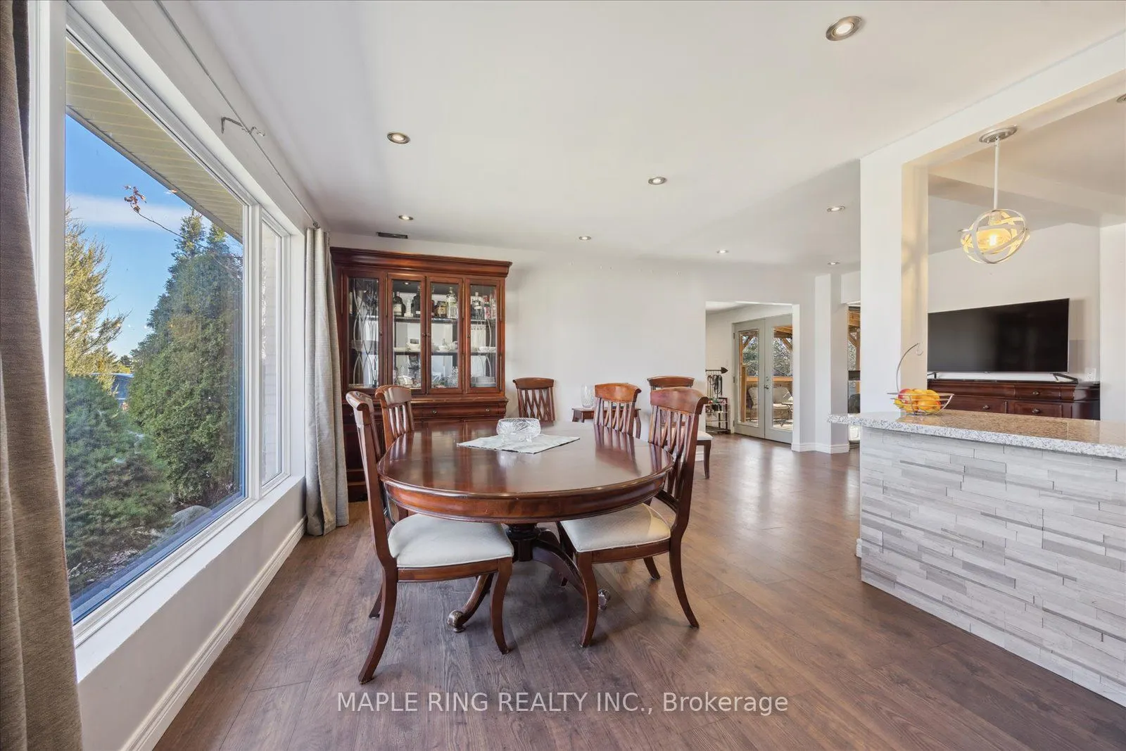 27 Jamieson Drive