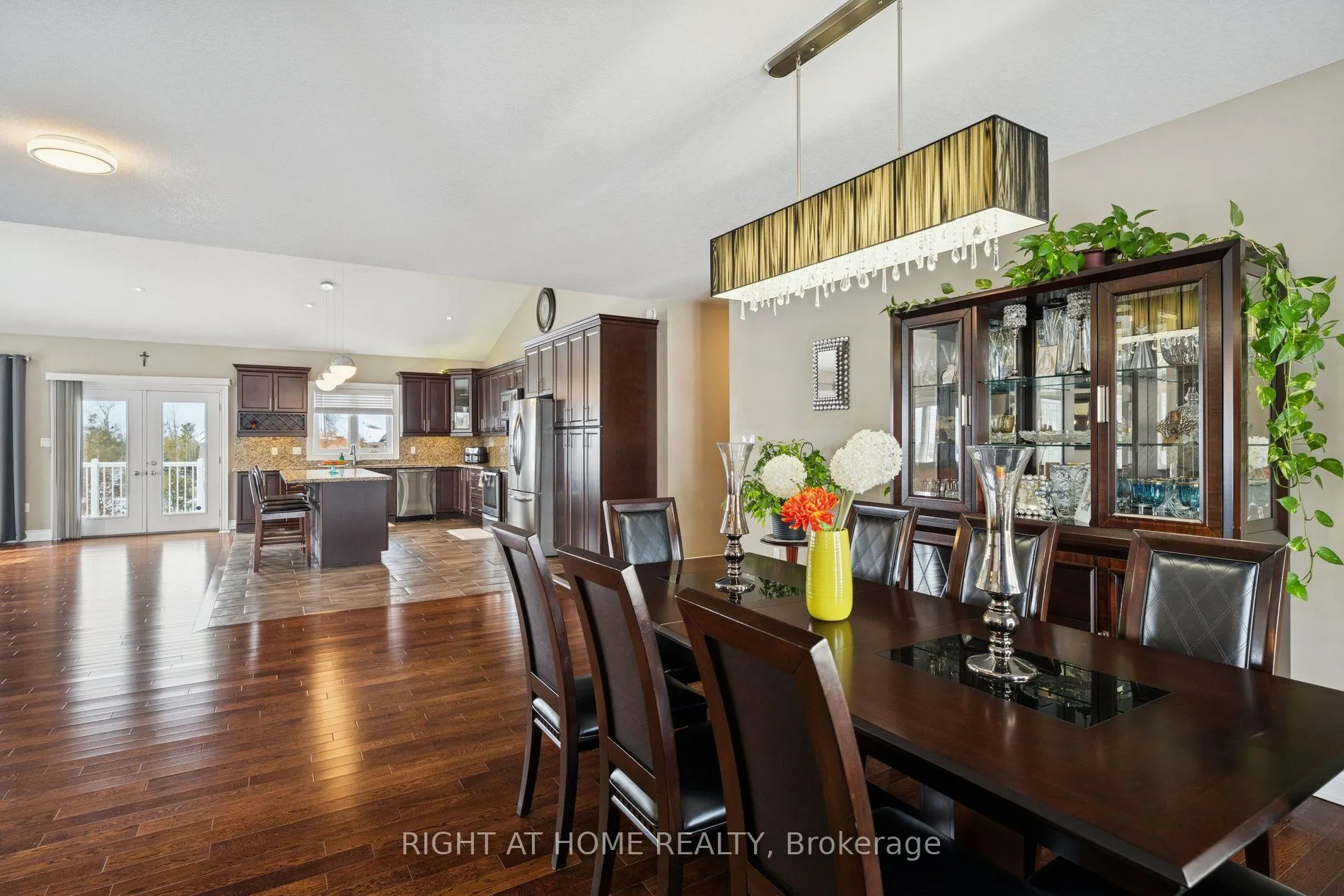 10 Brolley Crescent