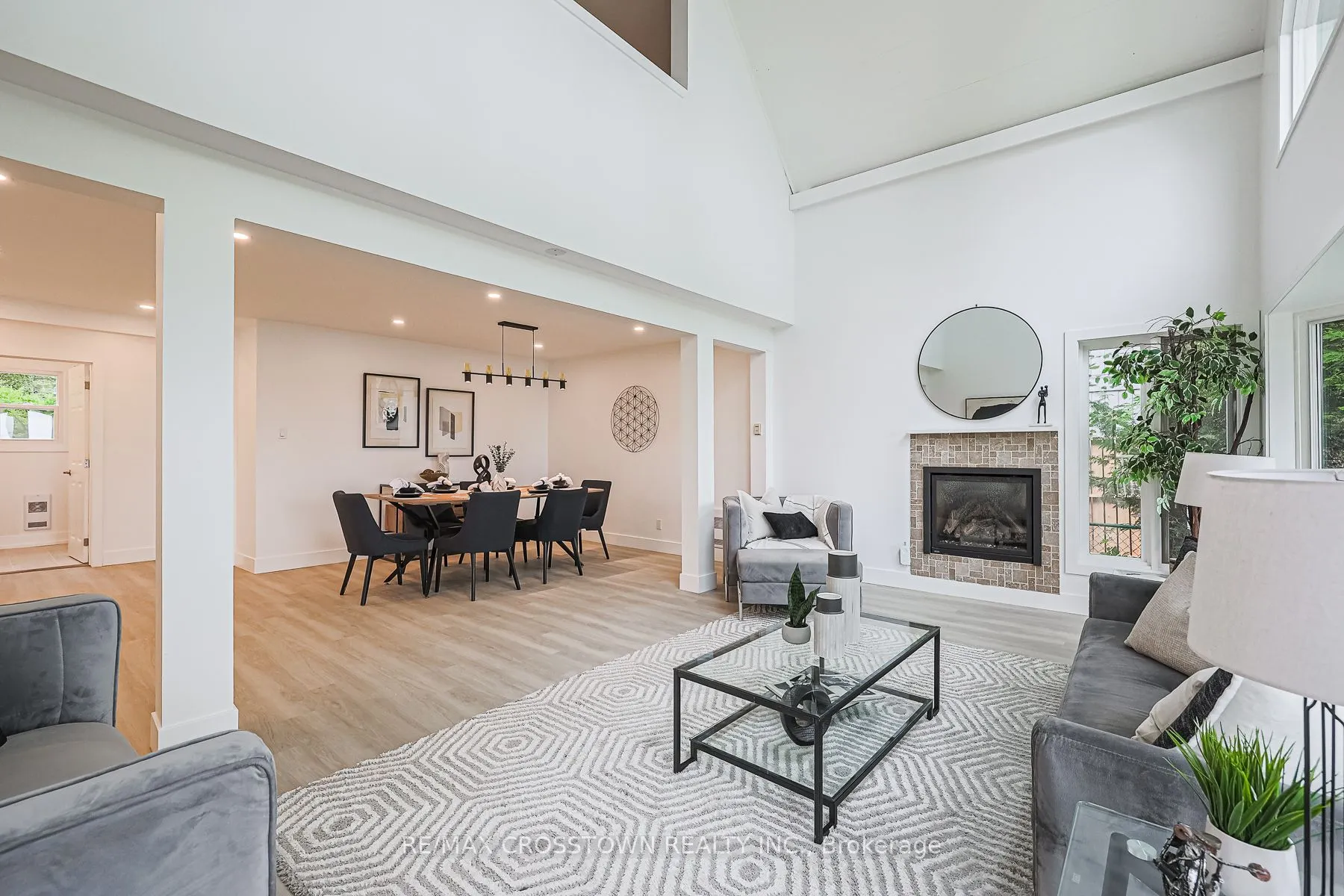 128 Moores Beach Road