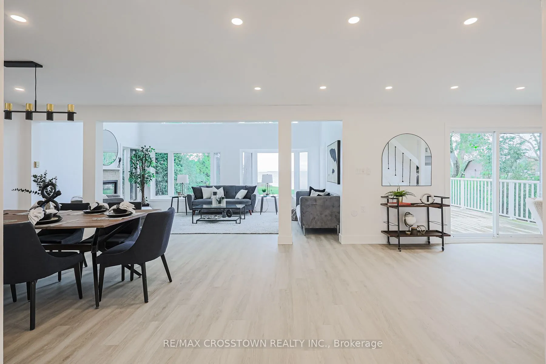 128 Moores Beach Road