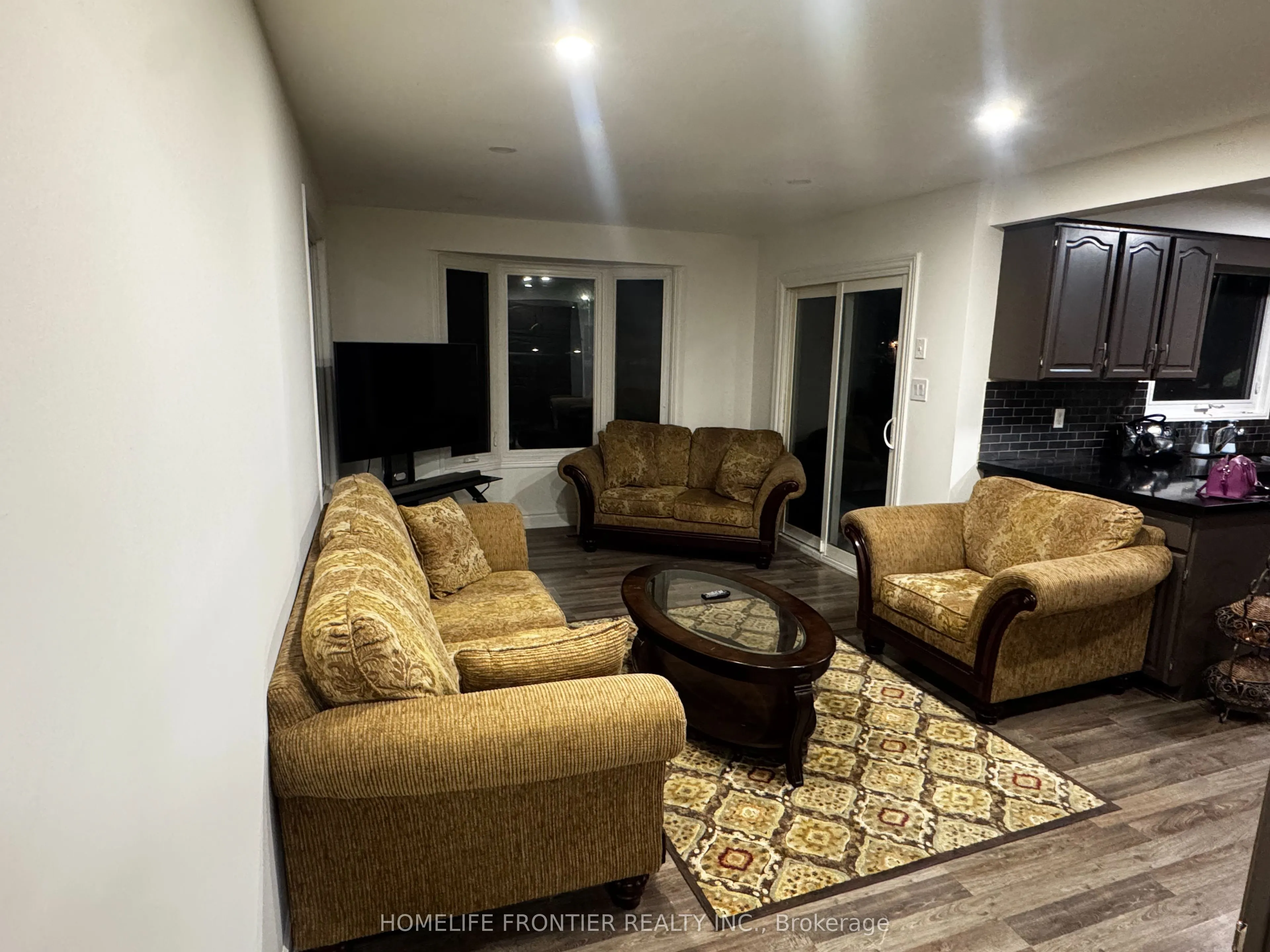 39 Camrose Drive