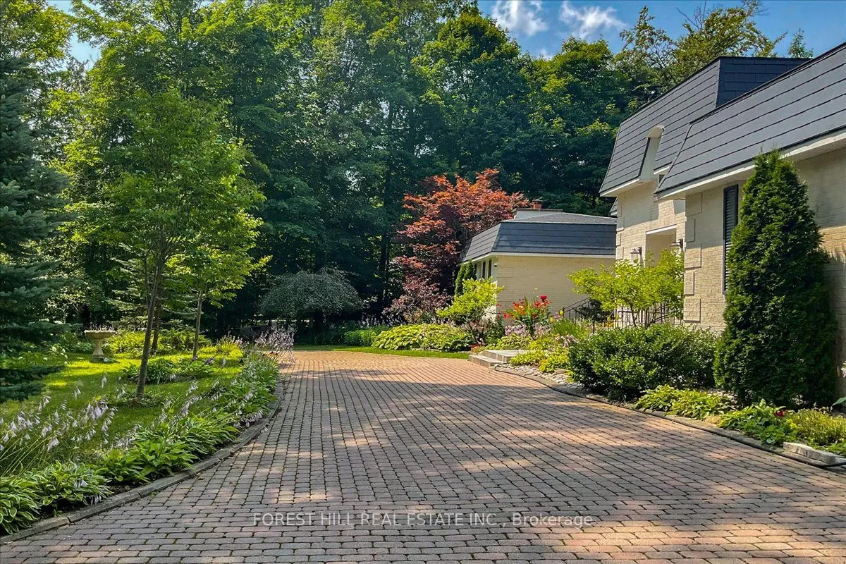 1836 Quantz Crescent