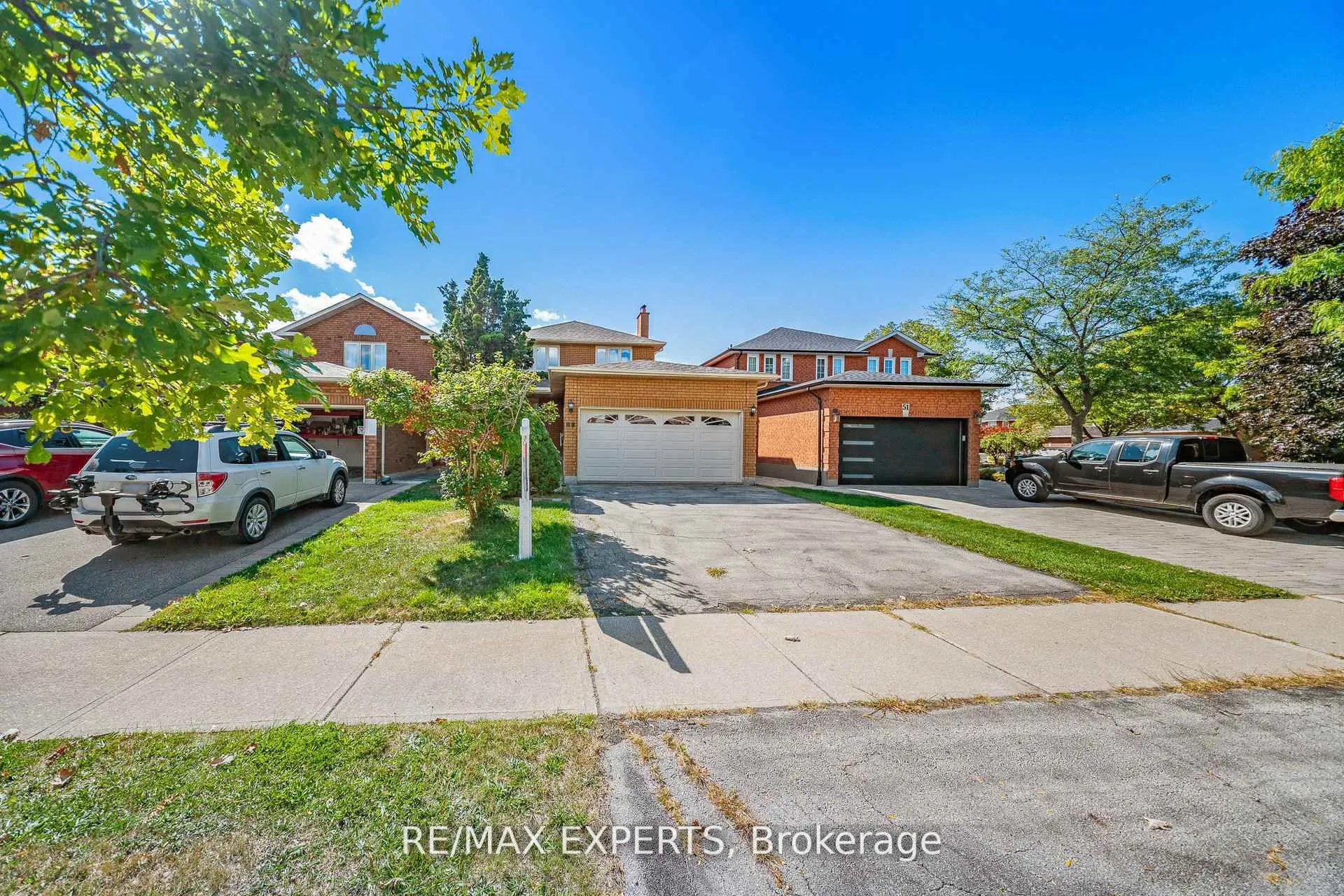 47 Velvet Crescent