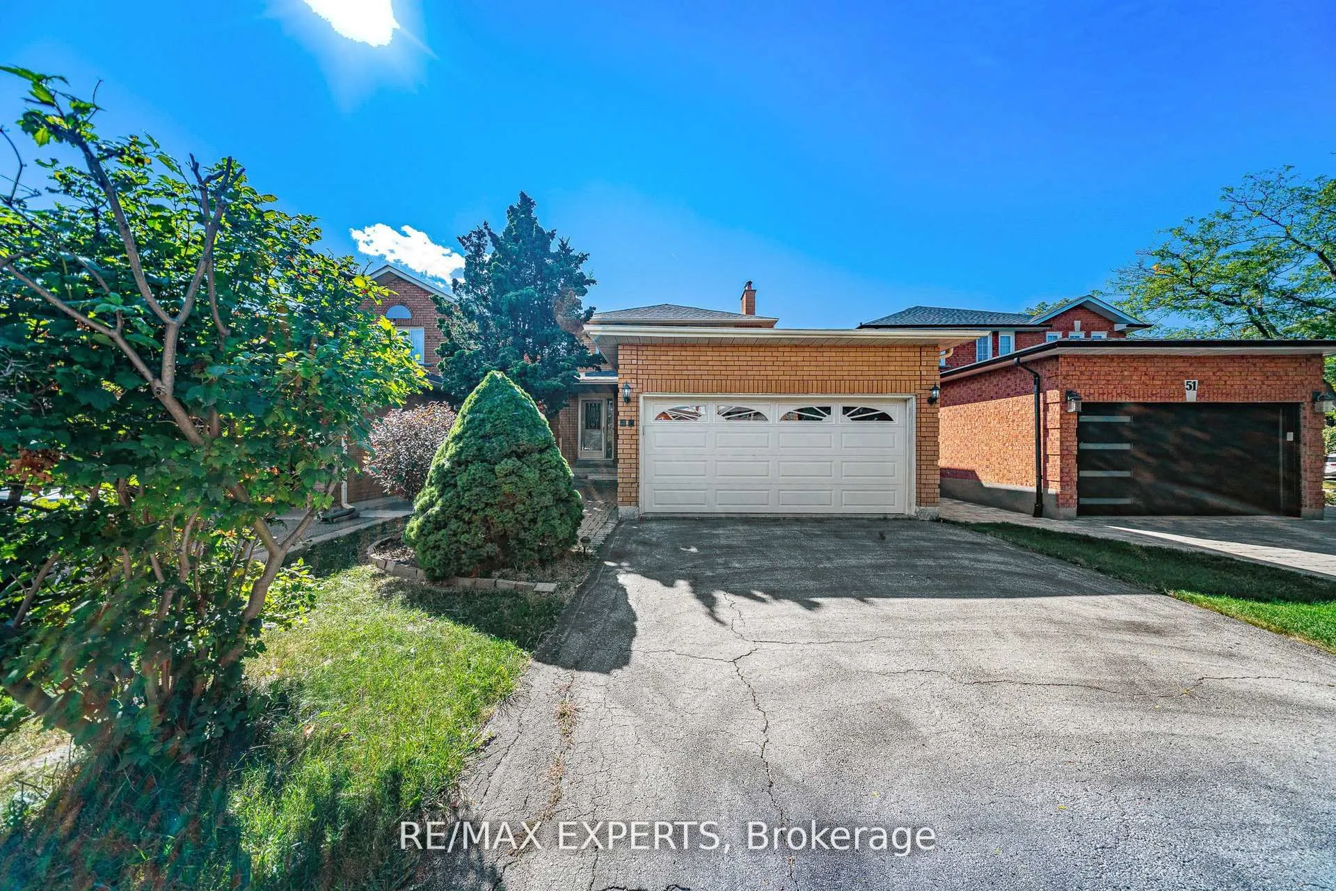 47 Velvet Crescent