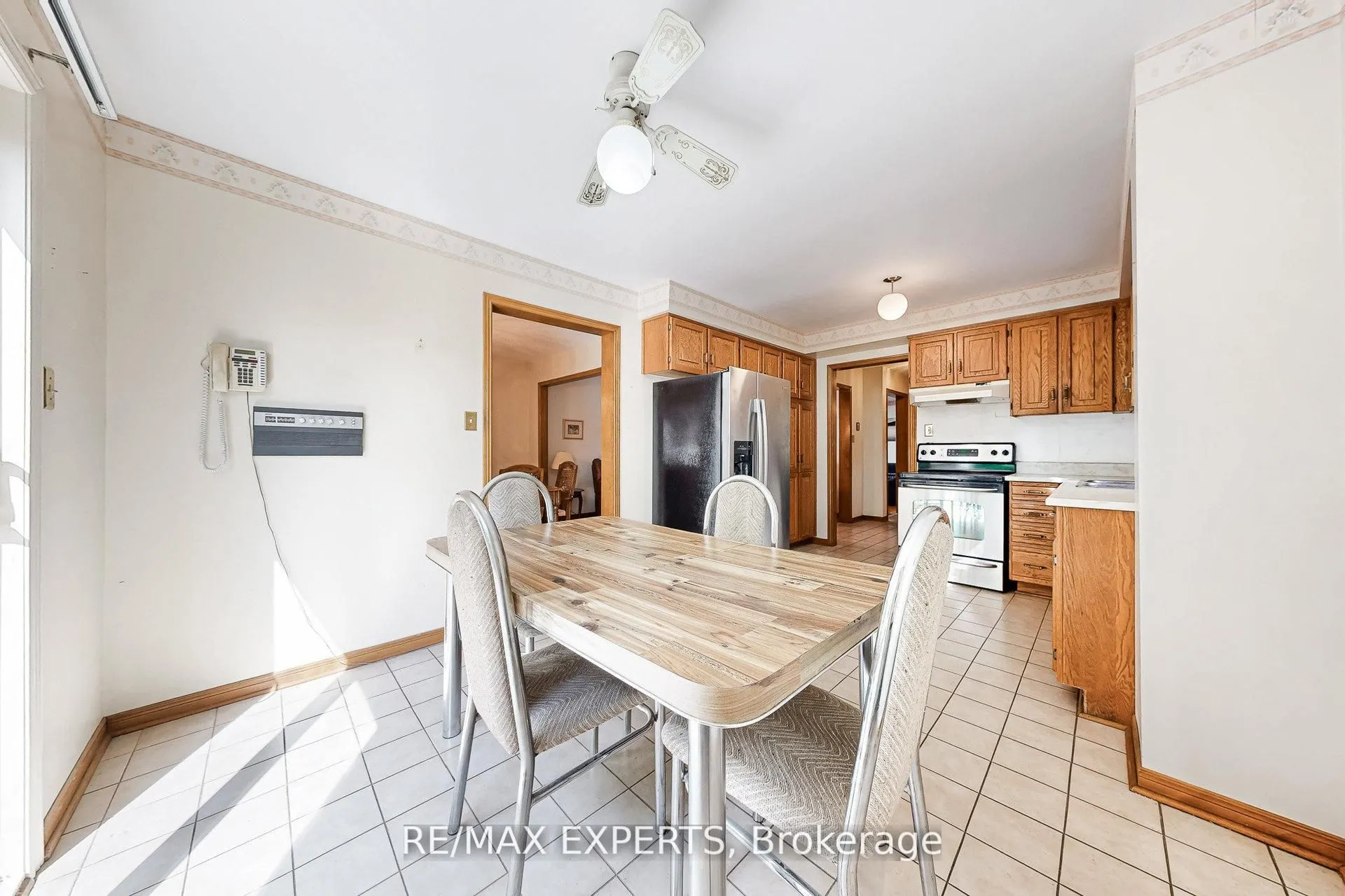 47 Velvet Crescent