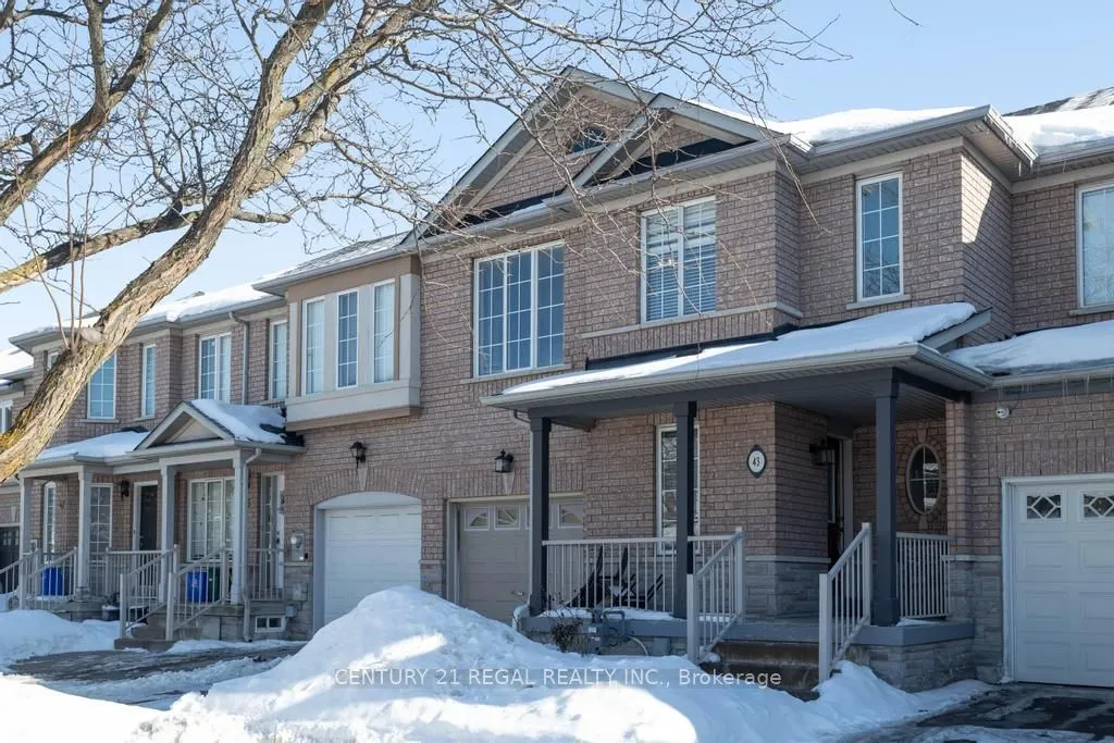 43 Waterton Crescent