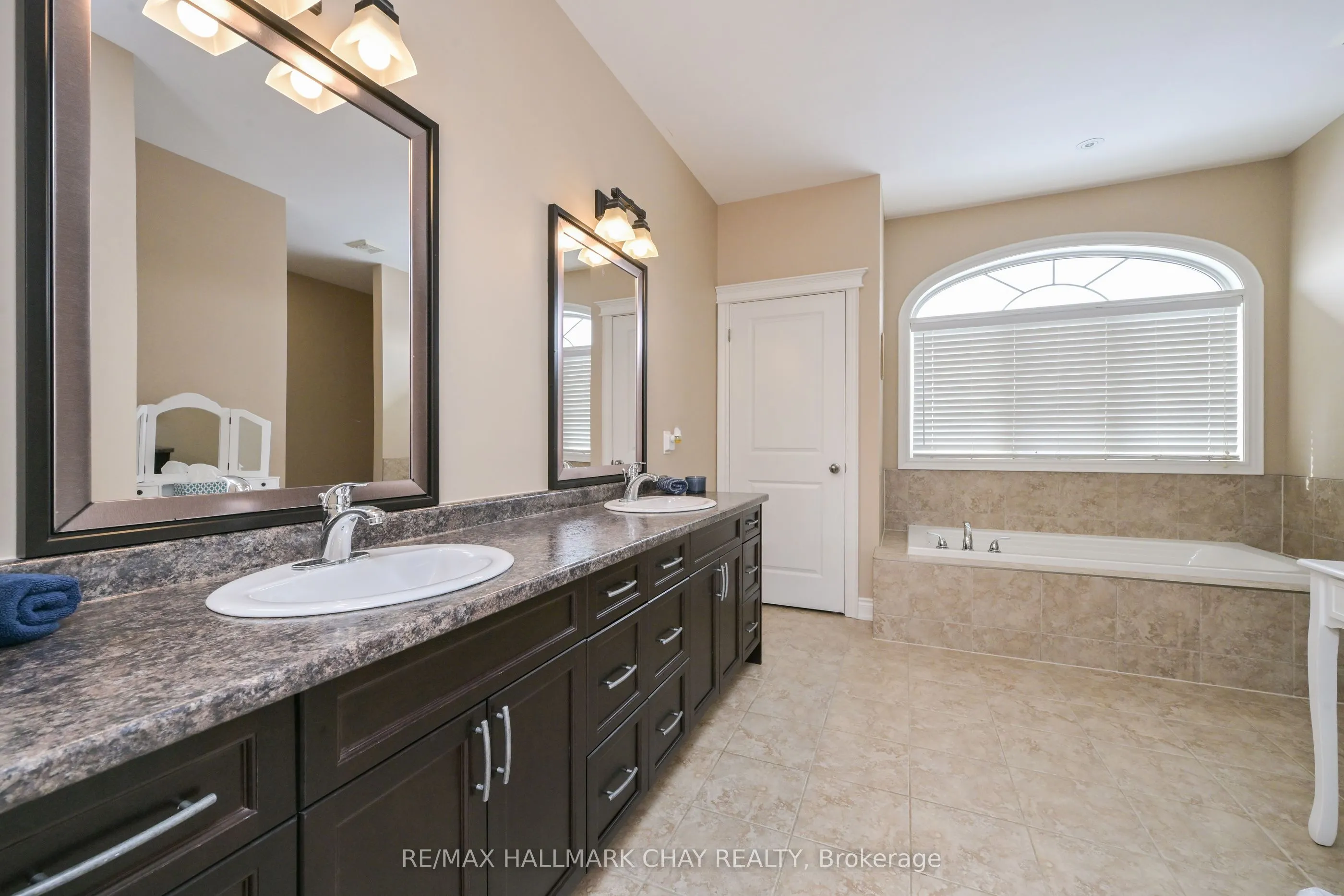 11 Harry Parker Place