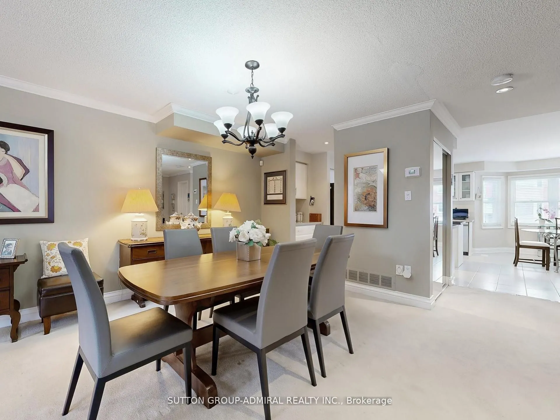 105 Leah Crescent #105