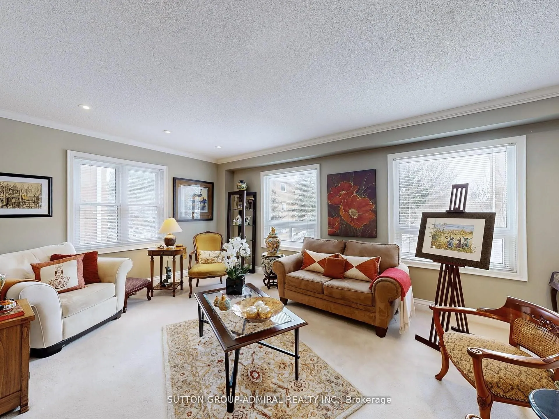 105 Leah Crescent #105