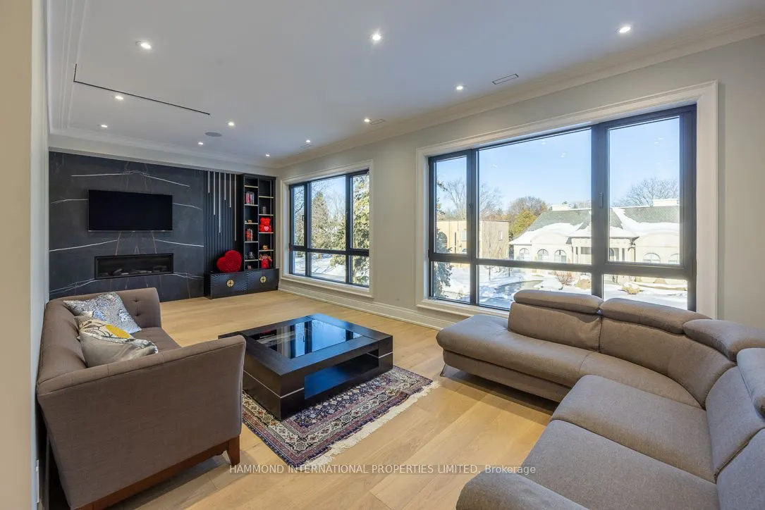 26 Valloncliffe Road