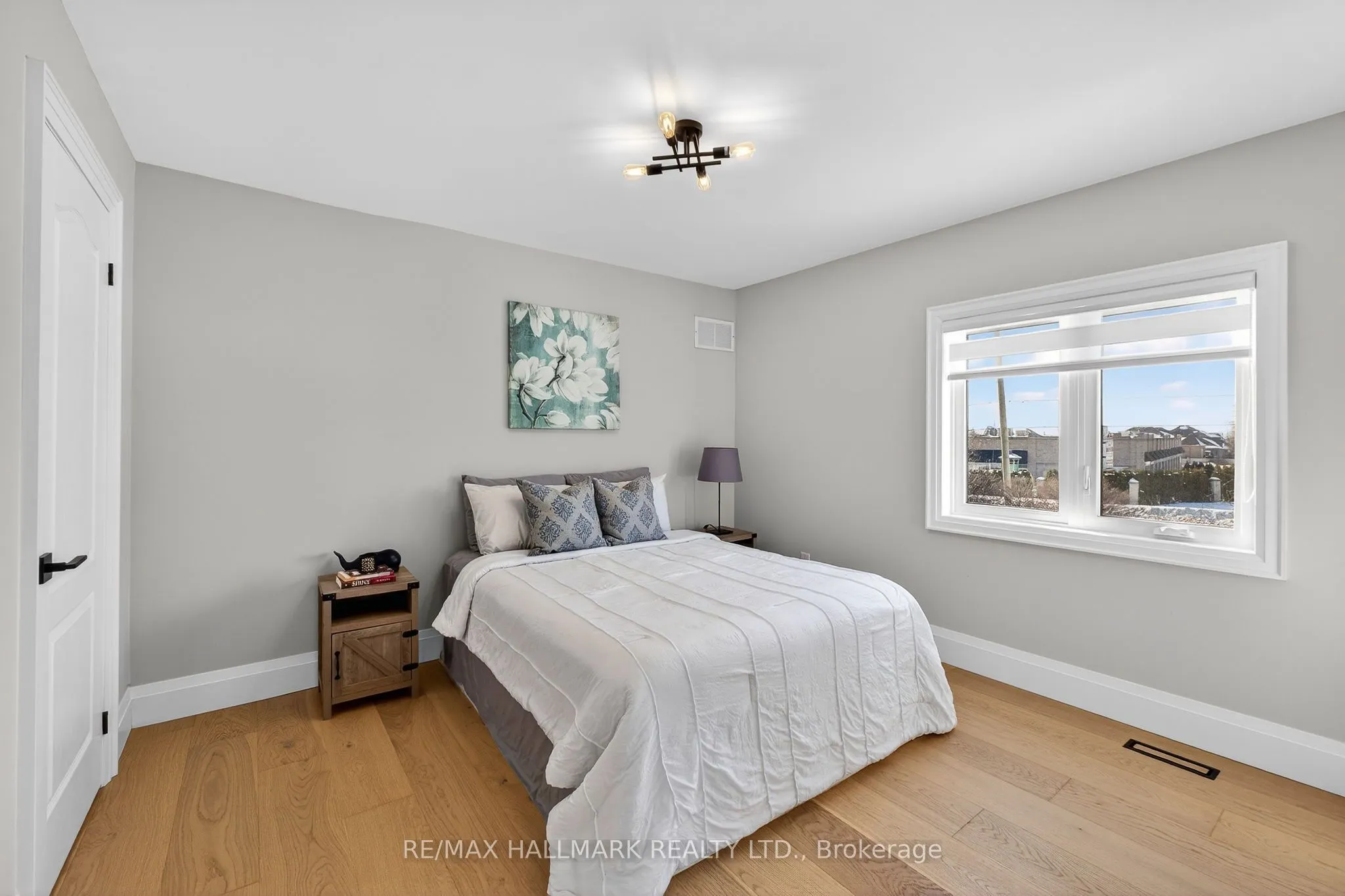 372 Crofters Road