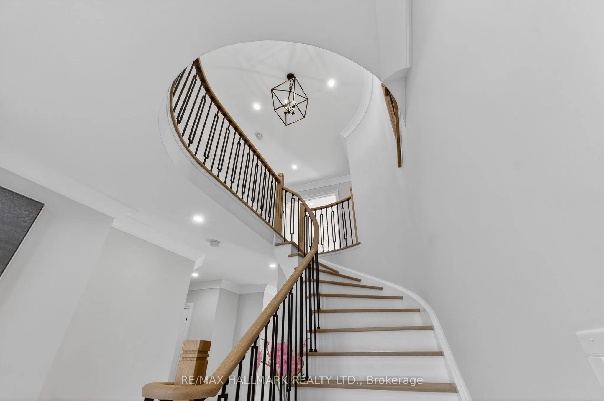 372 Crofters Road