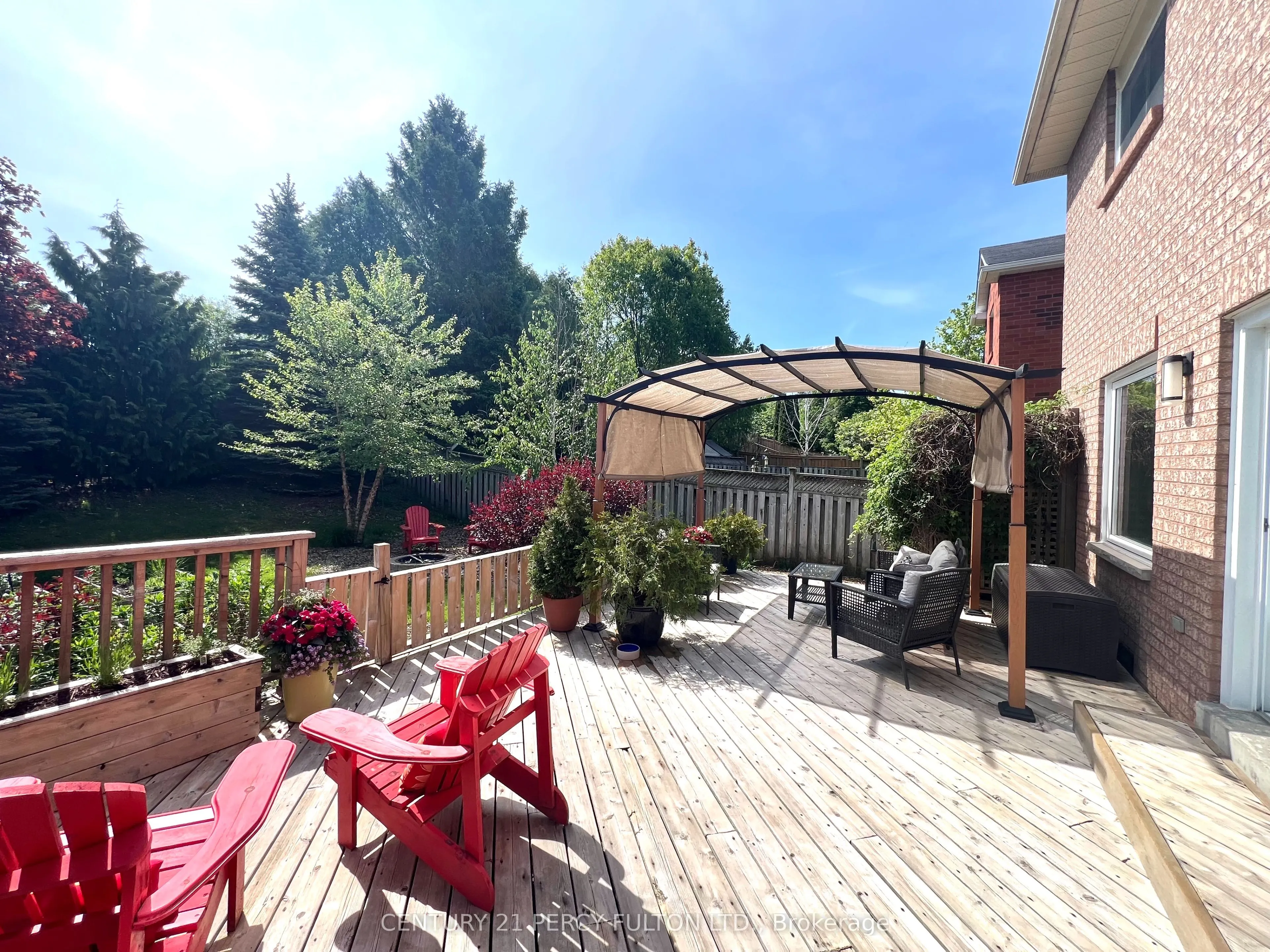 84 Loraview Lane