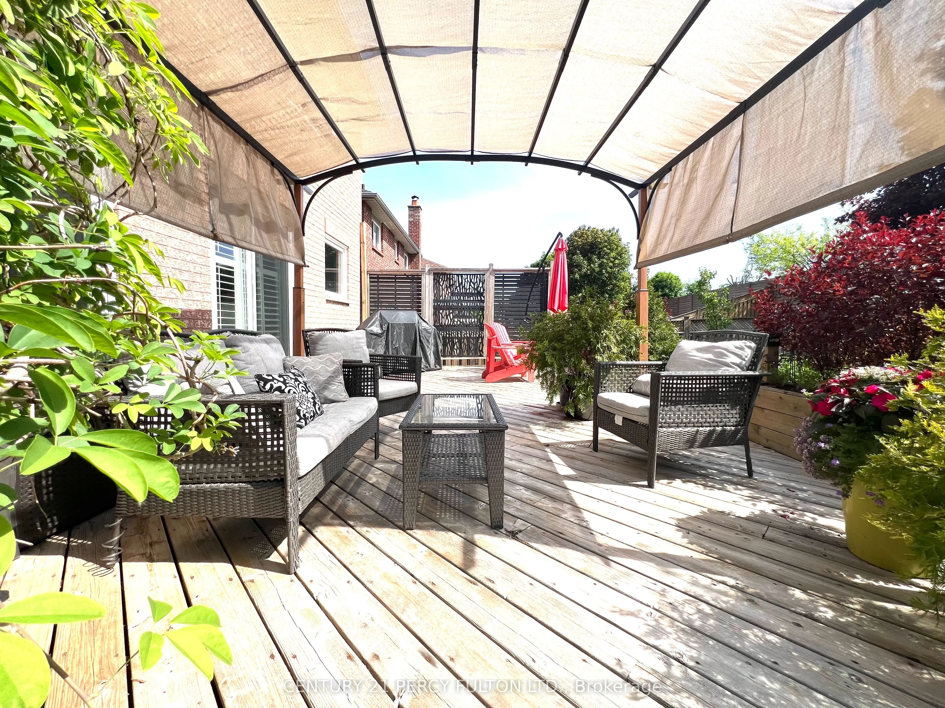 84 Loraview Lane