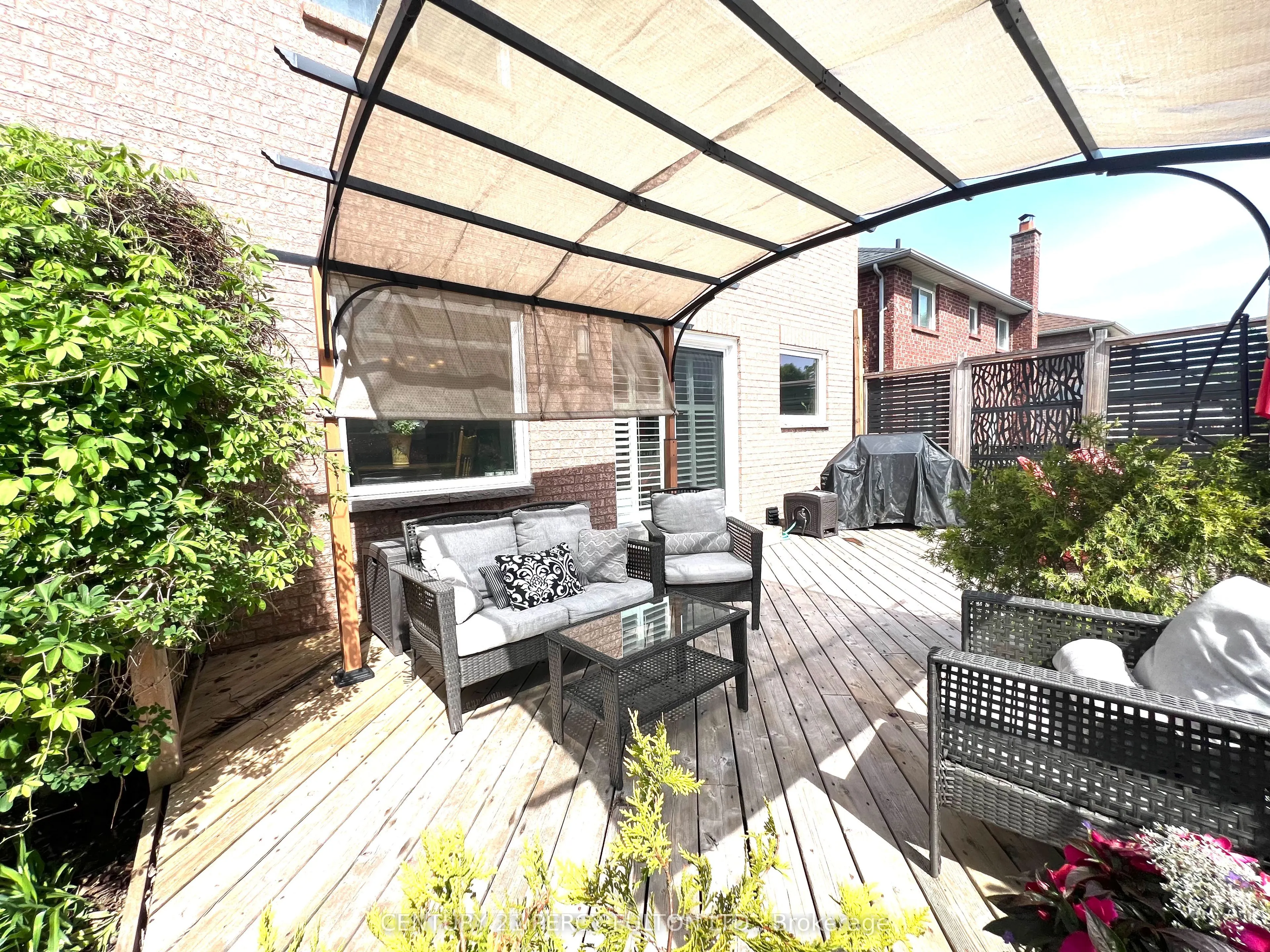 84 Loraview Lane