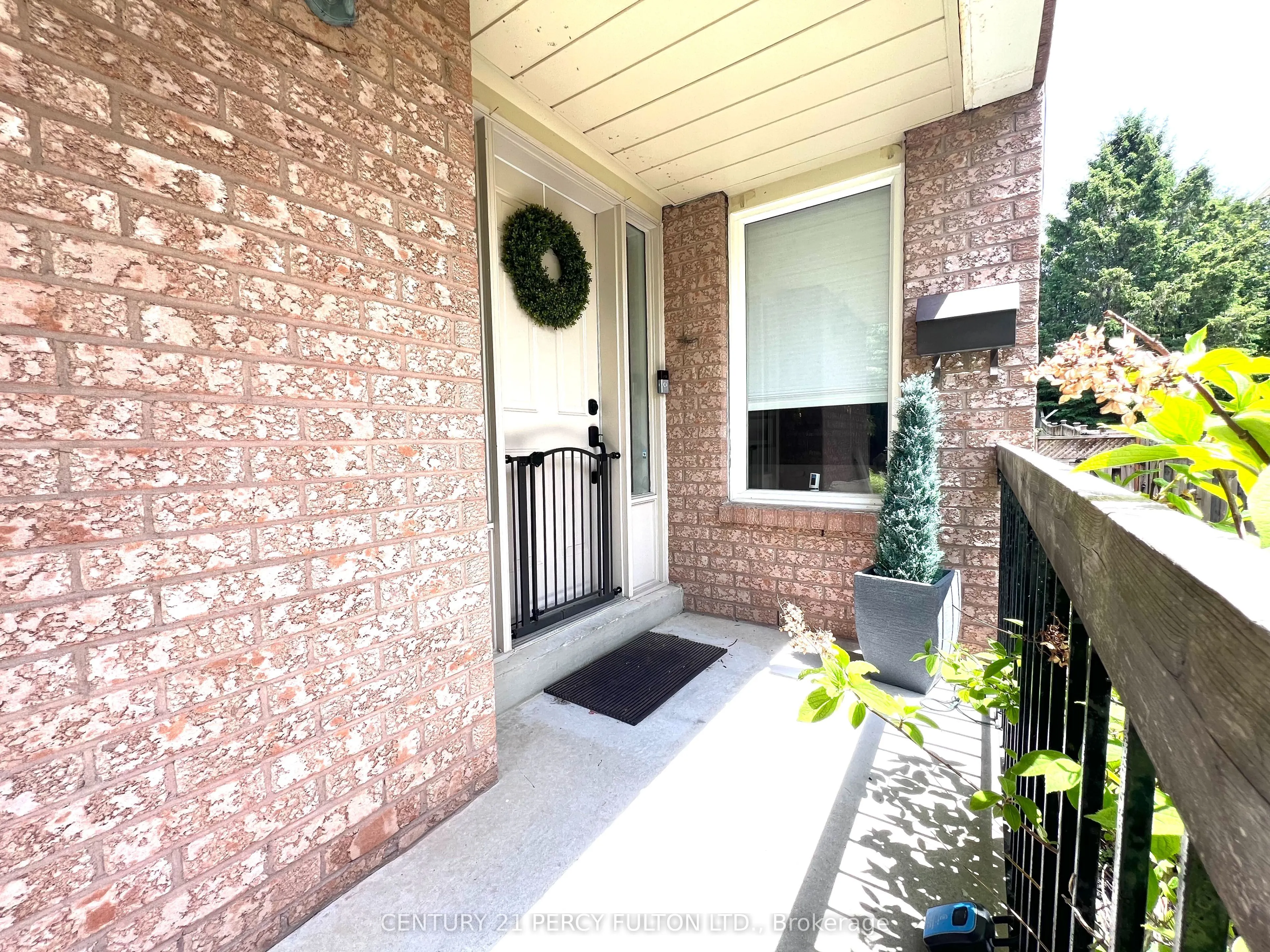 84 Loraview Lane