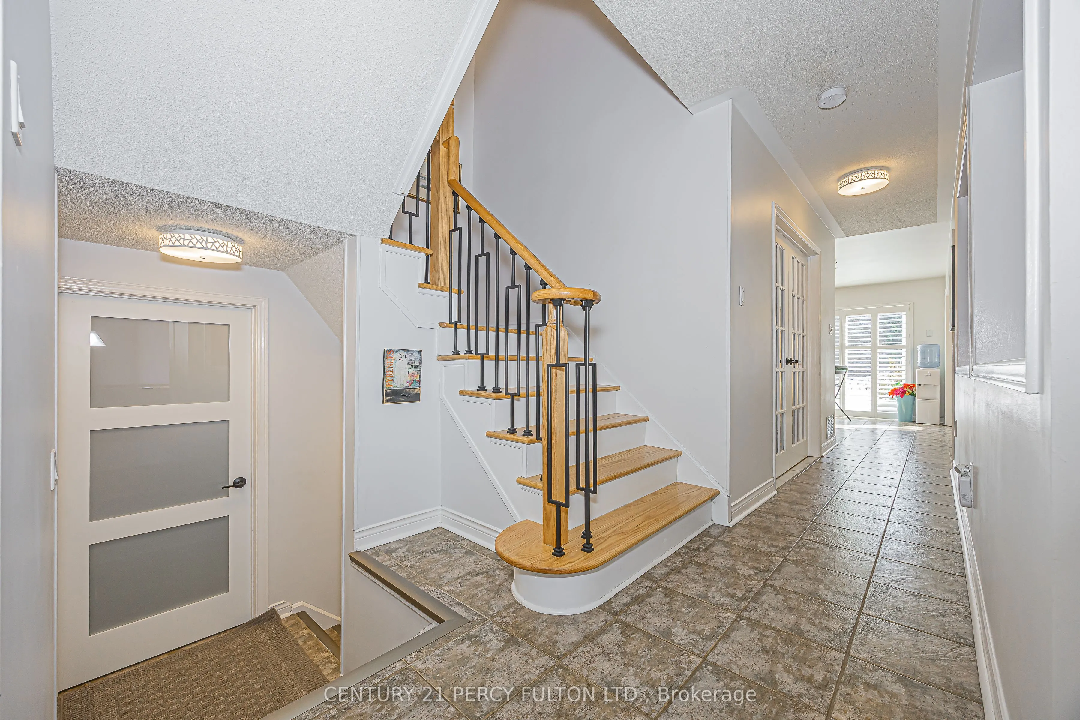 84 Loraview Lane