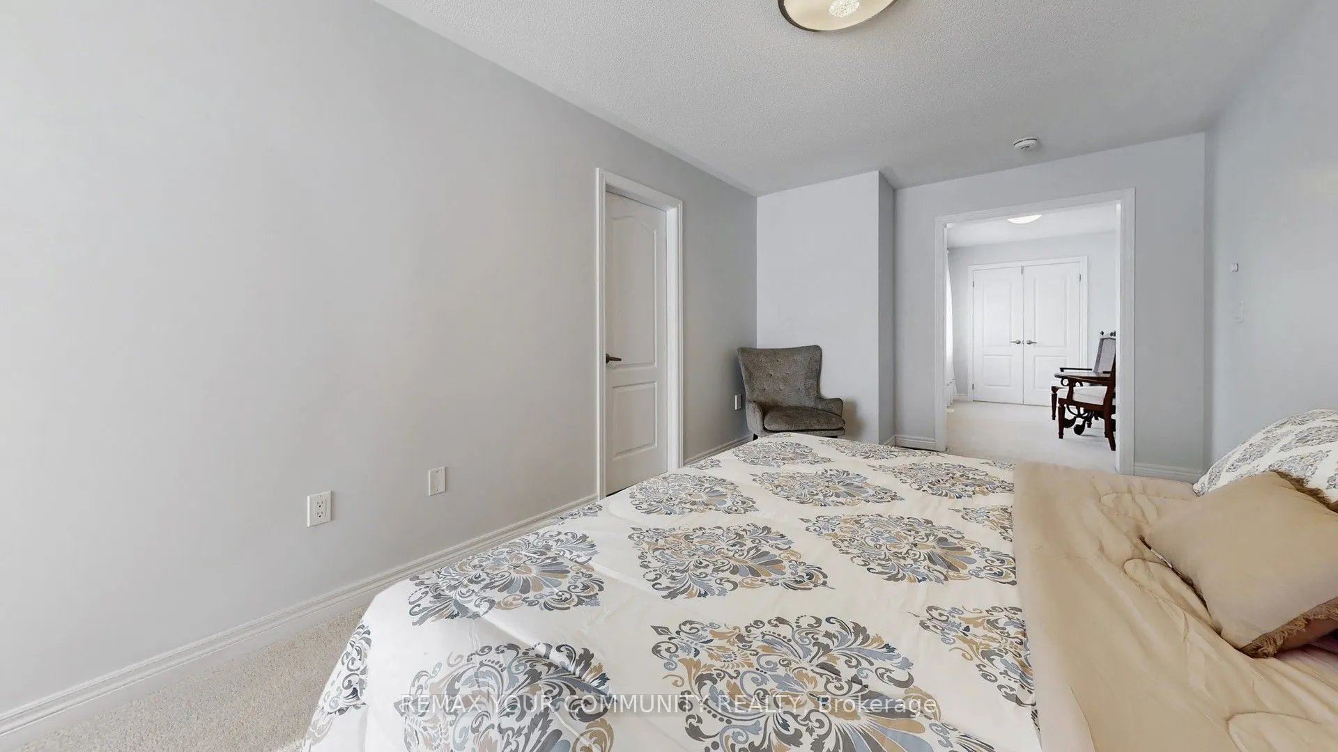 9 Applegate Drive