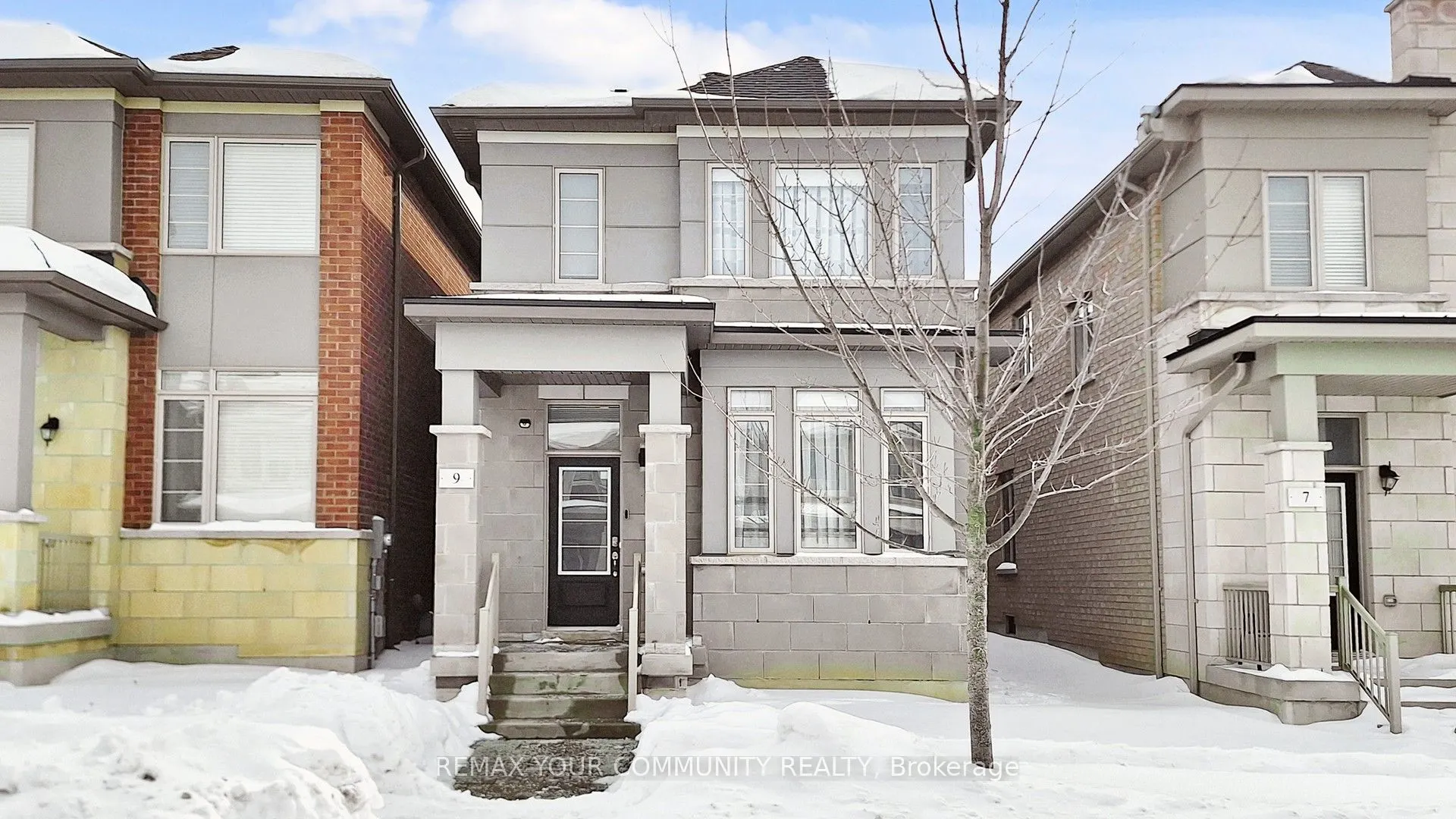 9 Applegate Drive