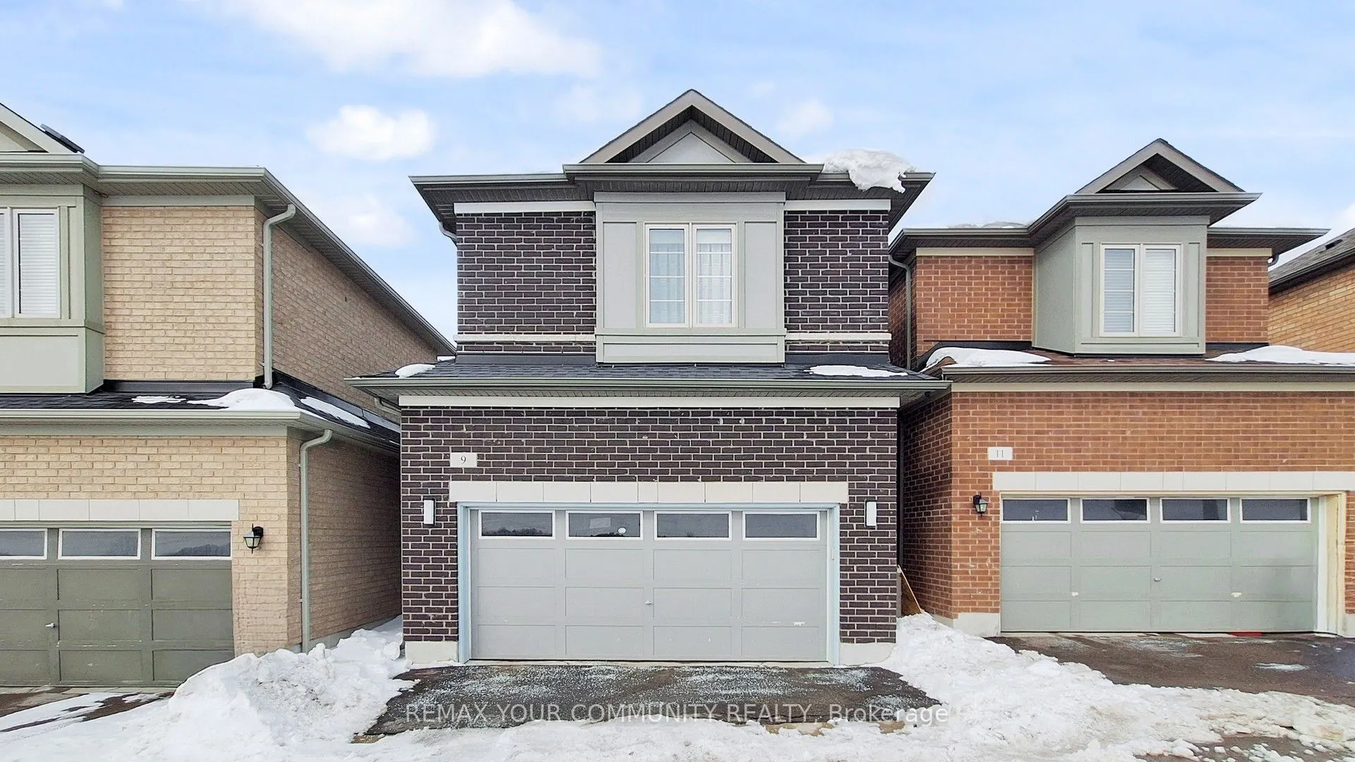 9 Applegate Drive