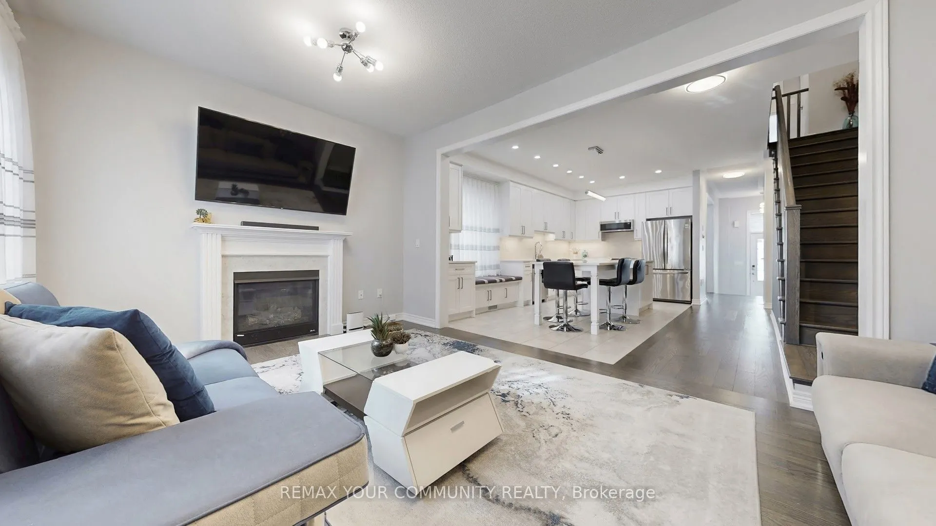 9 Applegate Drive