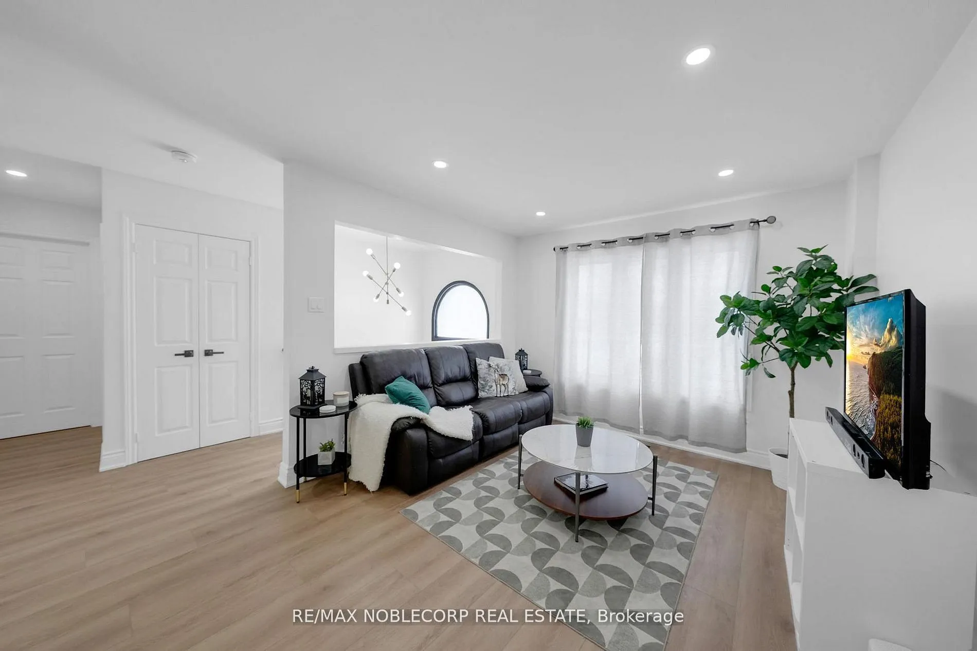 76 Edenbridge Drive