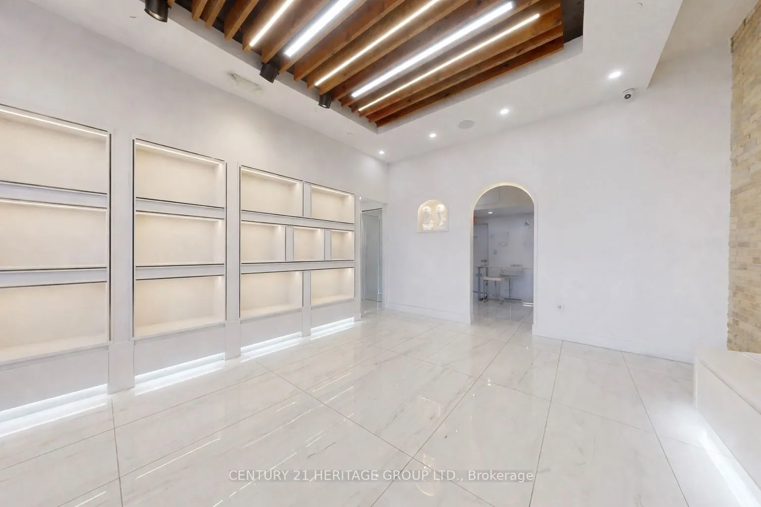9610 Yonge Street #B3