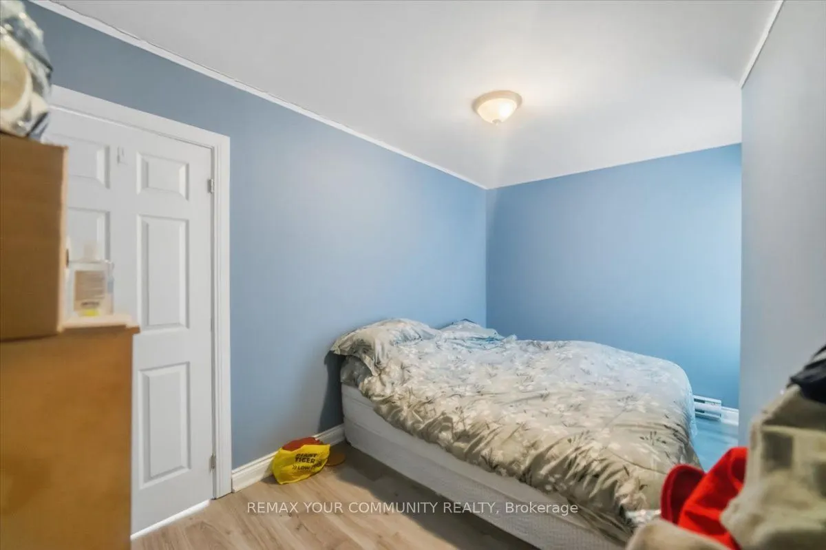 3 Church Street S