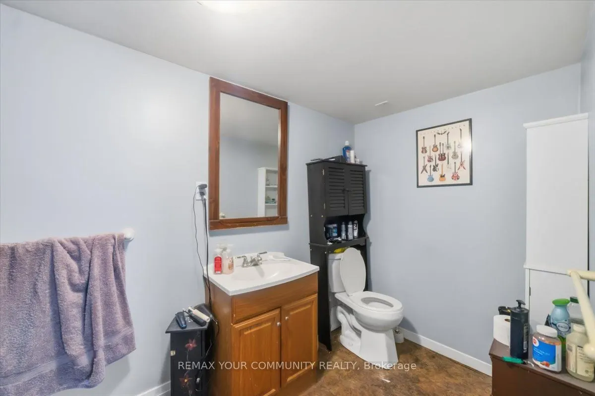 3 Church Street S