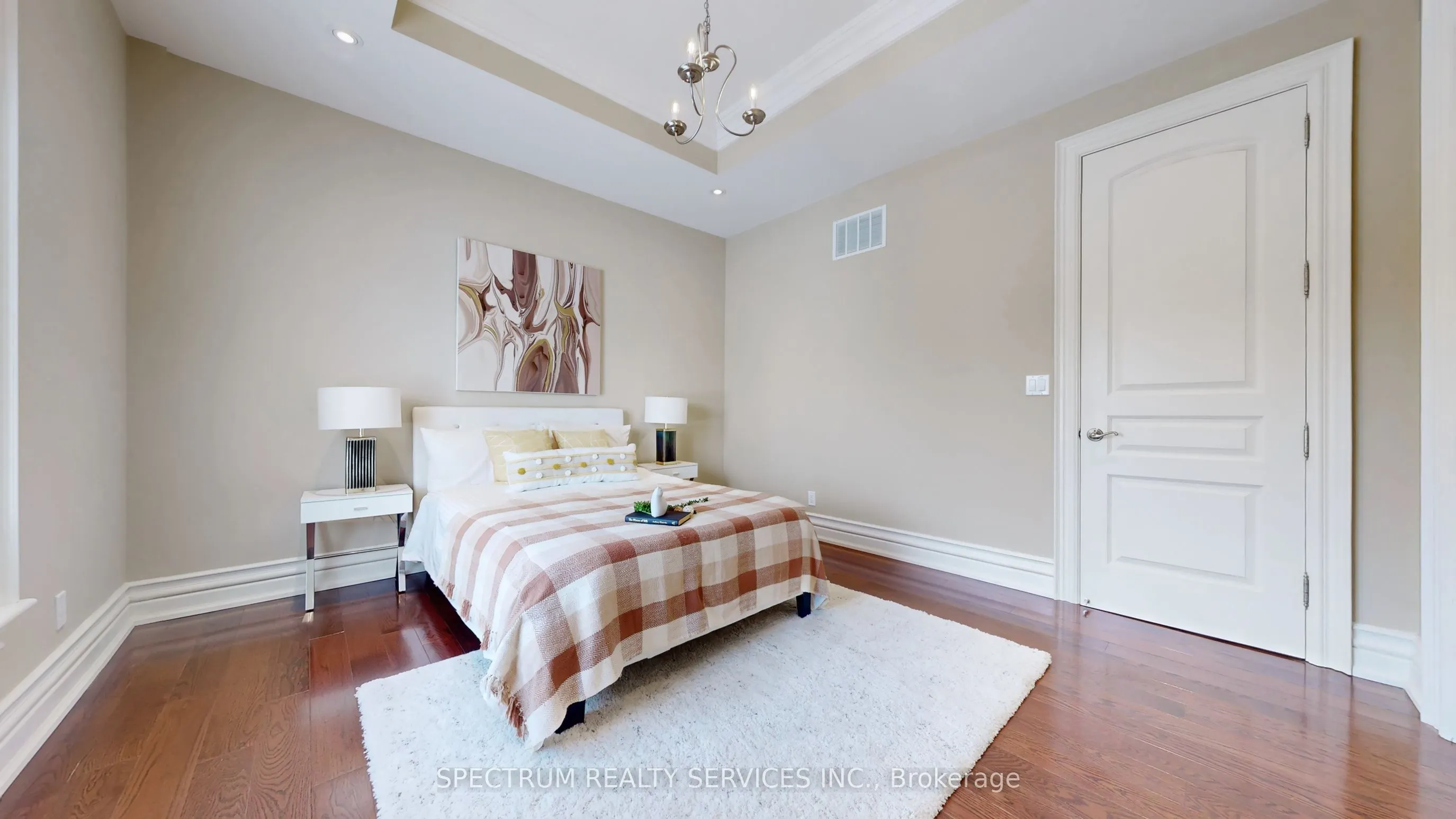223 Lennox Avenue