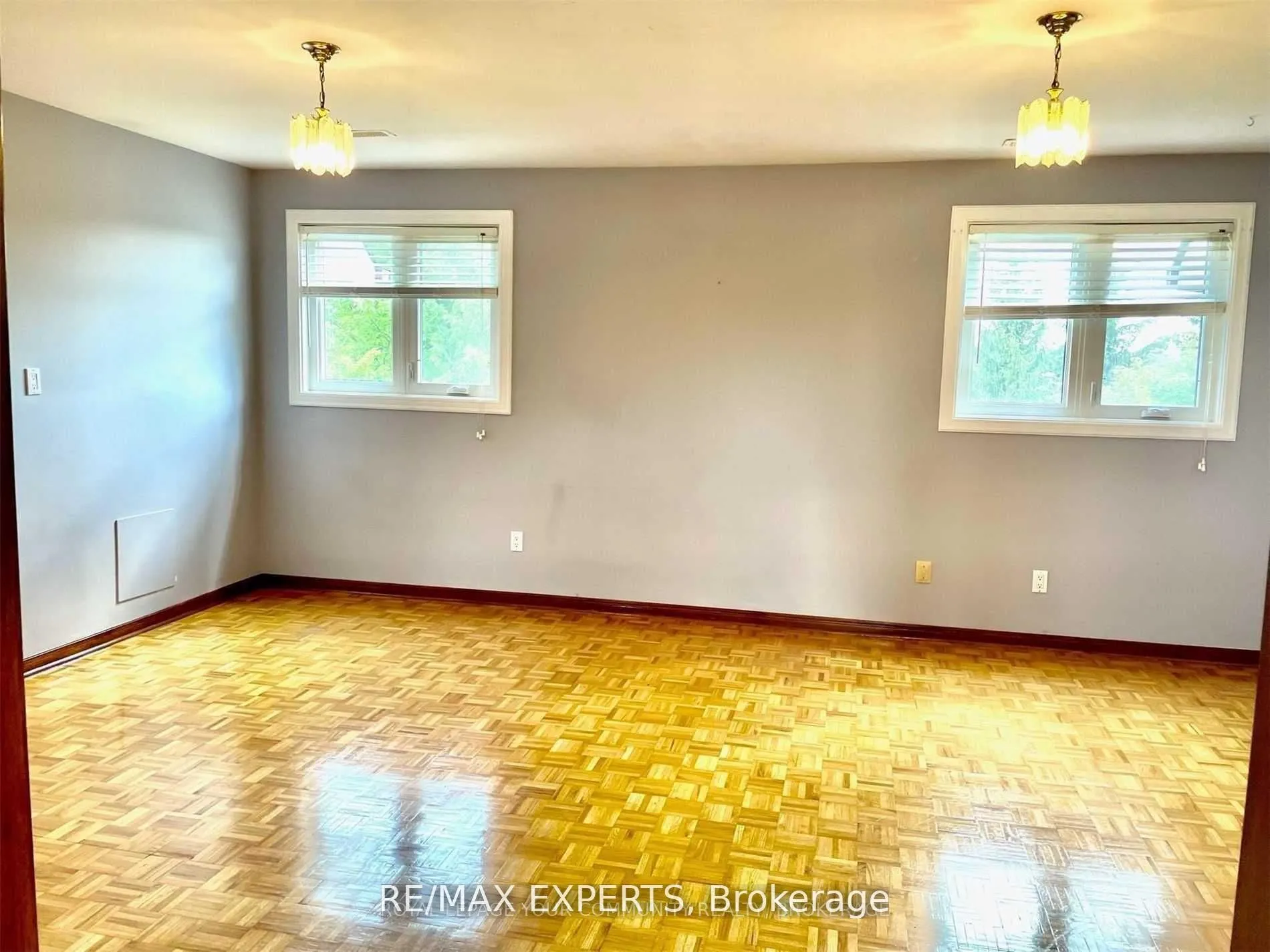 7440 17th Side Road