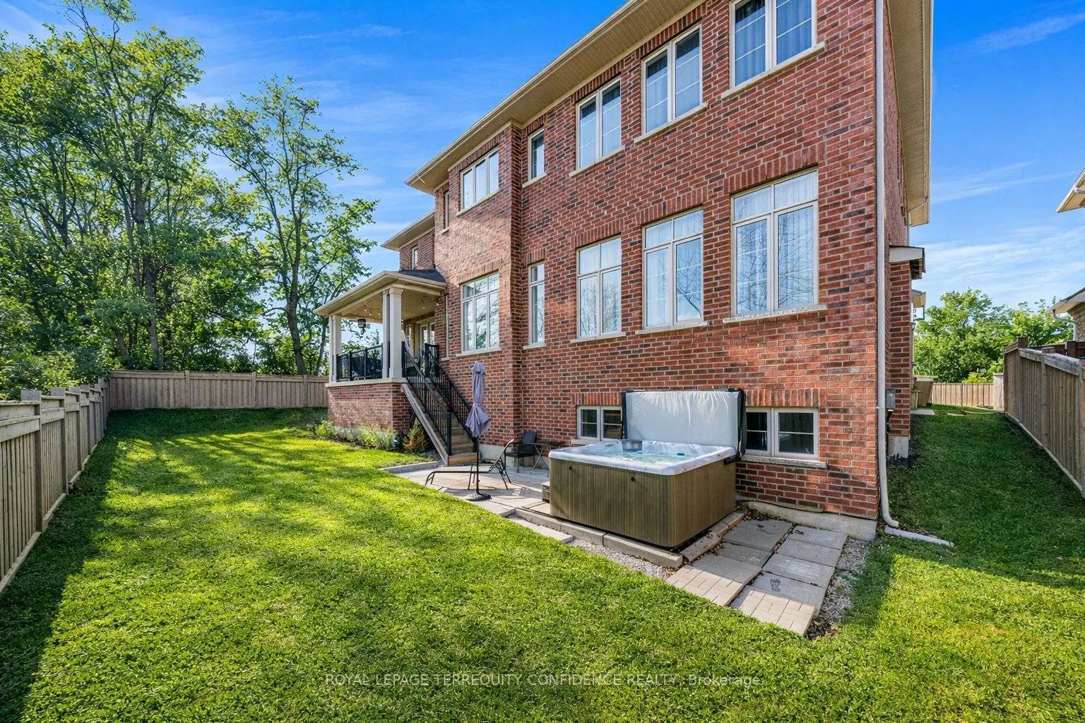 23 Macmurchy Avenue
