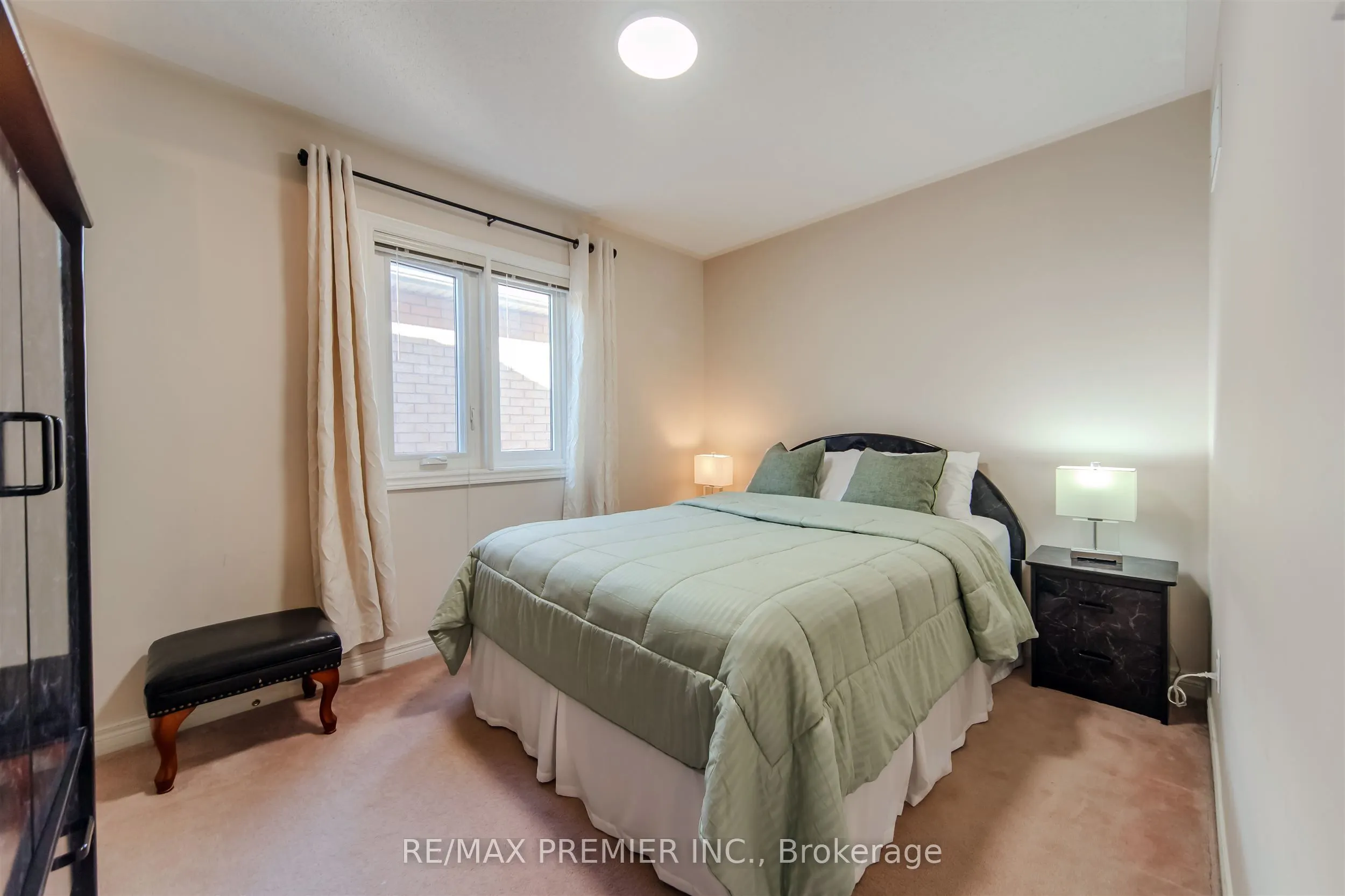 17 Villandry Crescent