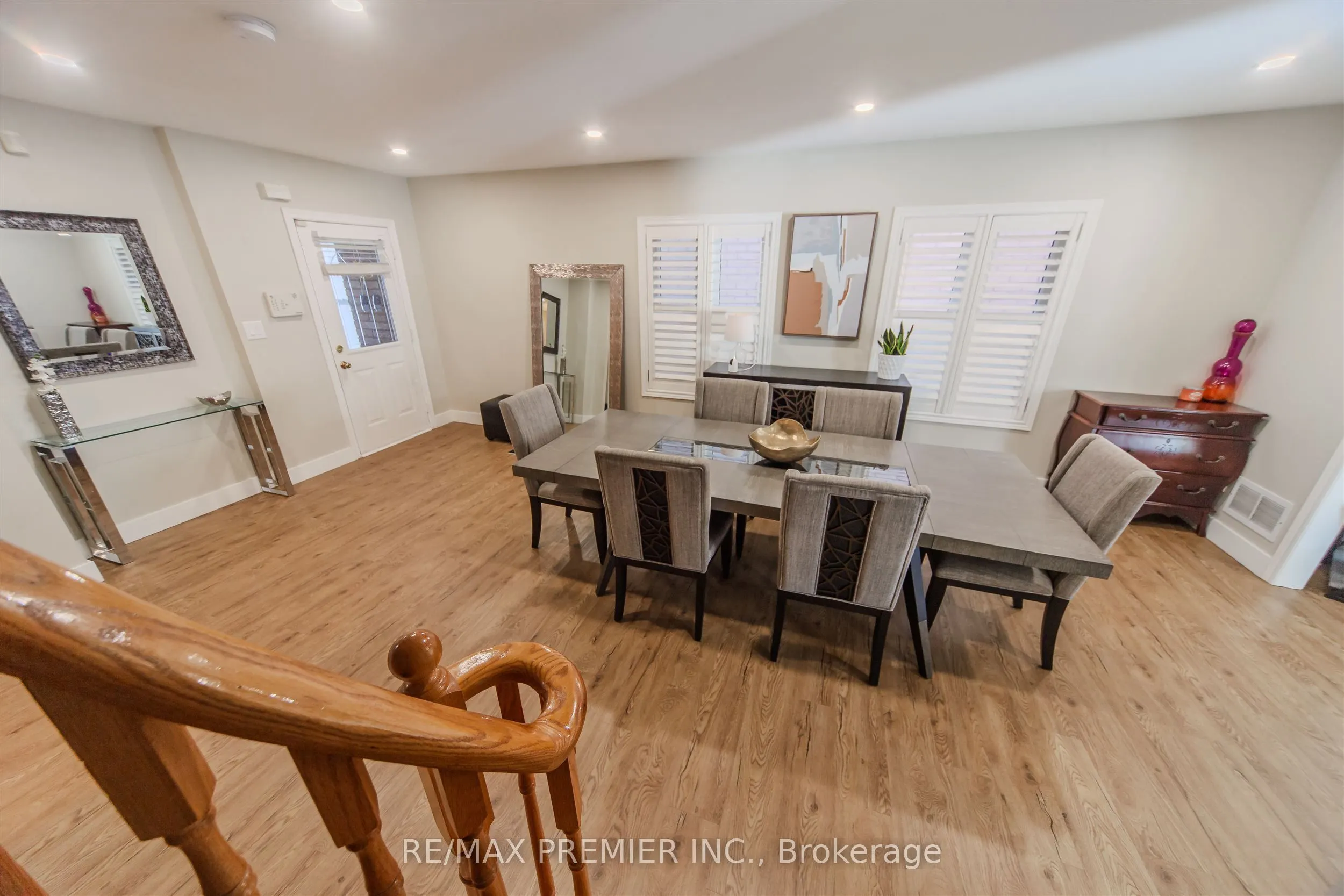 17 Villandry Crescent