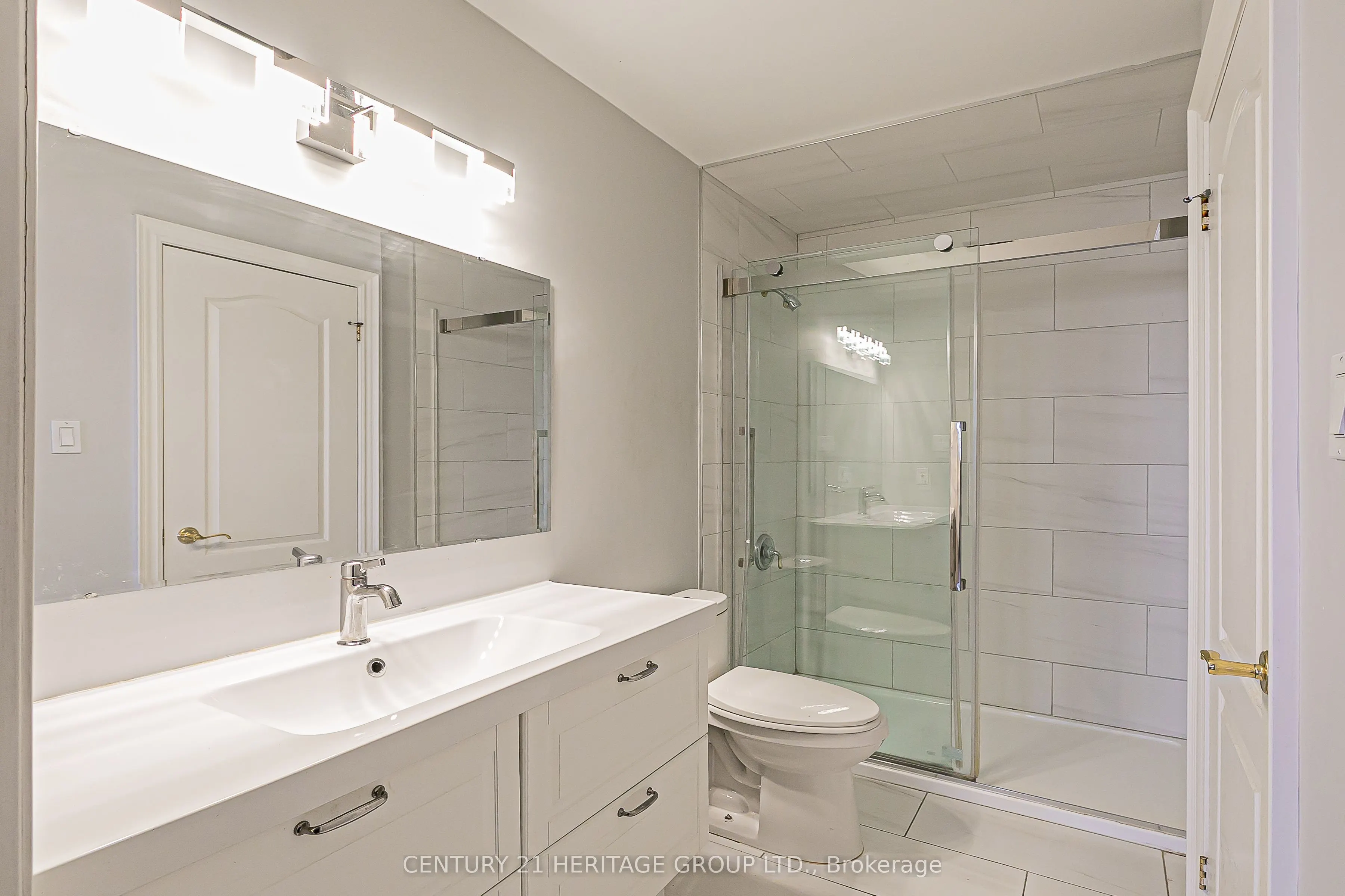 369 Coventry Hill Trail