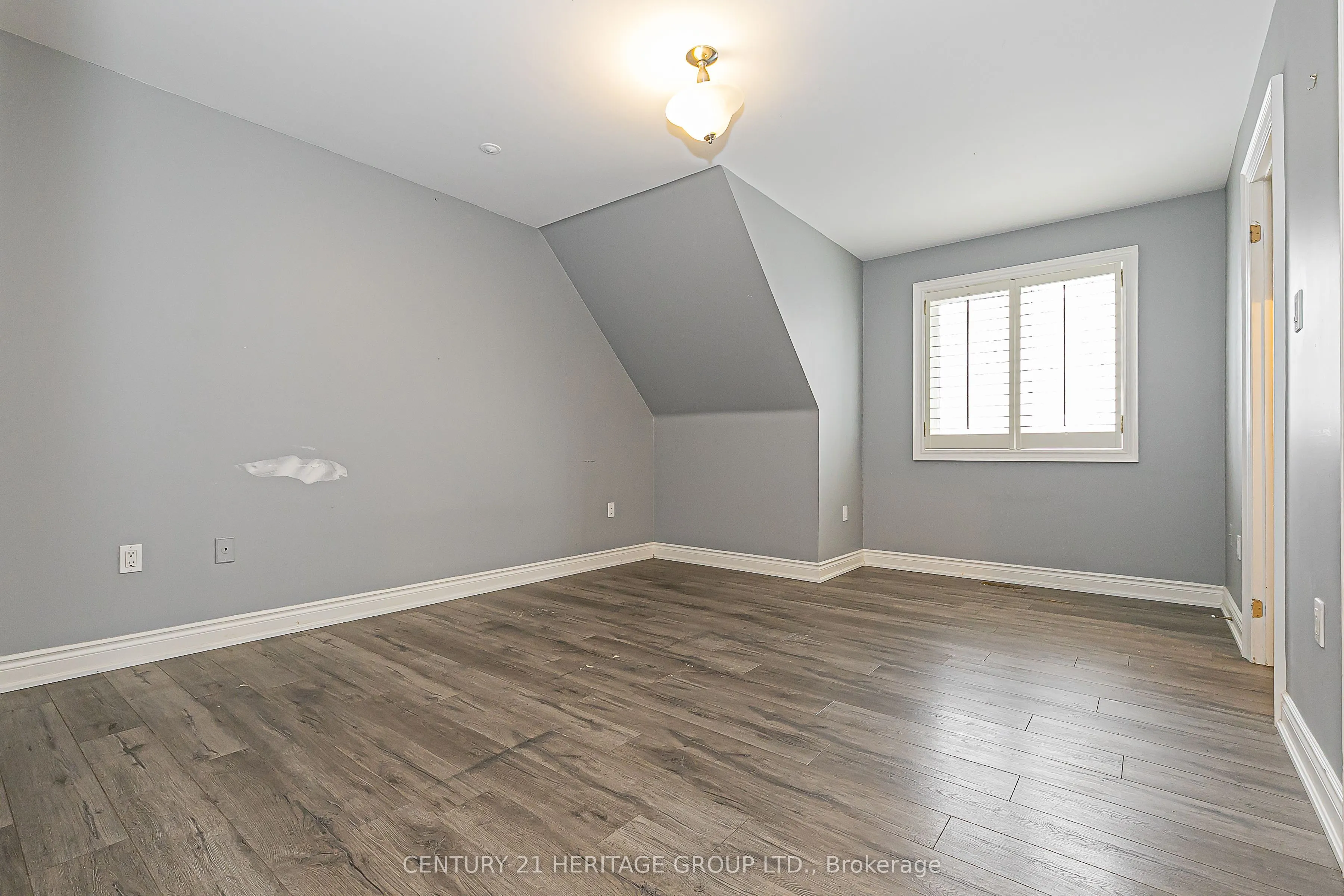 369 Coventry Hill Trail